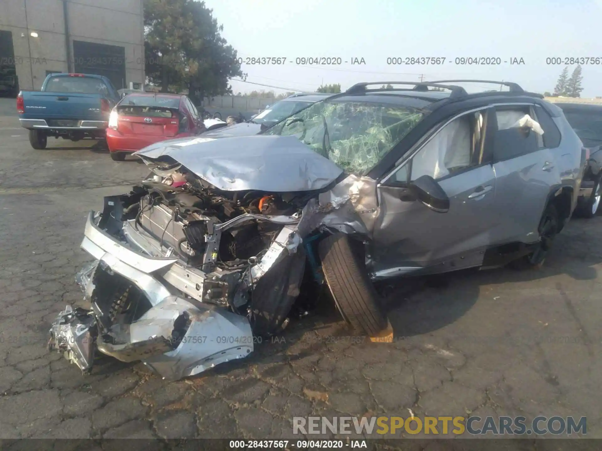 2 Photograph of a damaged car JTMEWRFV7KJ024496 TOYOTA RAV4 2019