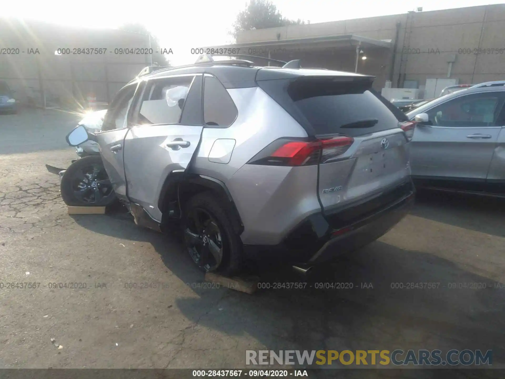 3 Photograph of a damaged car JTMEWRFV7KJ024496 TOYOTA RAV4 2019