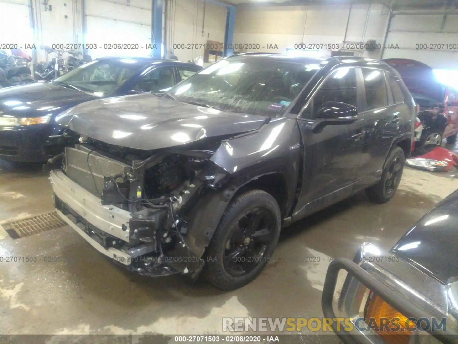 2 Photograph of a damaged car JTMEWRFV7KJ028290 TOYOTA RAV4 2019