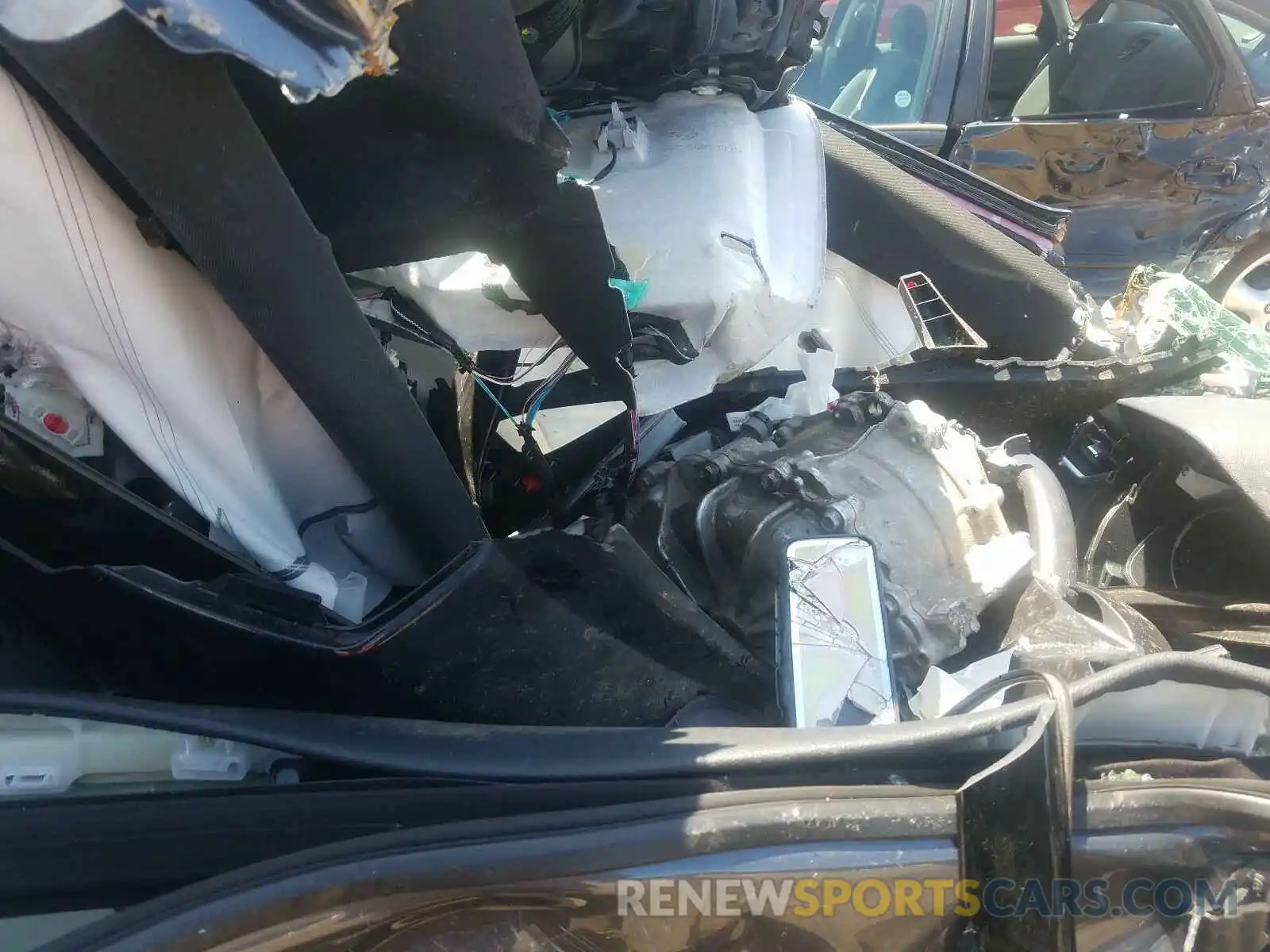 5 Photograph of a damaged car JTMEWRFV8KD506831 TOYOTA RAV4 2019