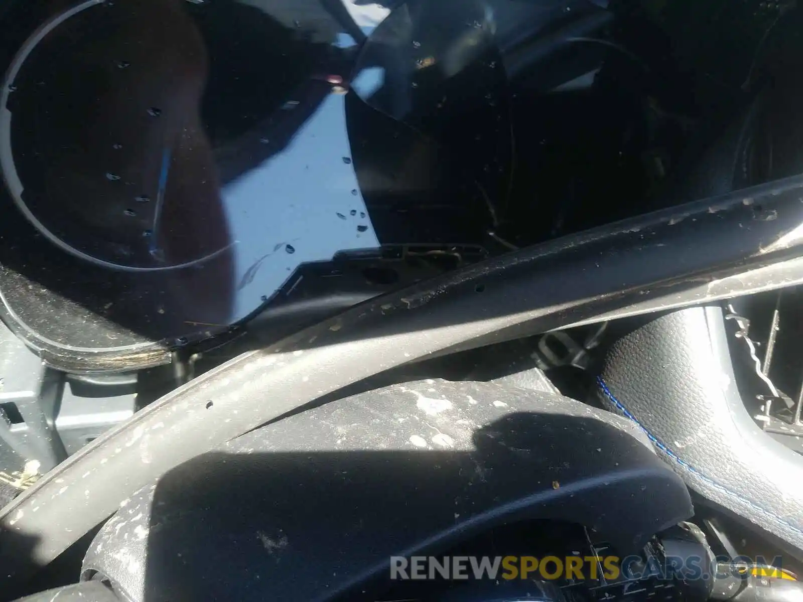 8 Photograph of a damaged car JTMEWRFV8KD506831 TOYOTA RAV4 2019