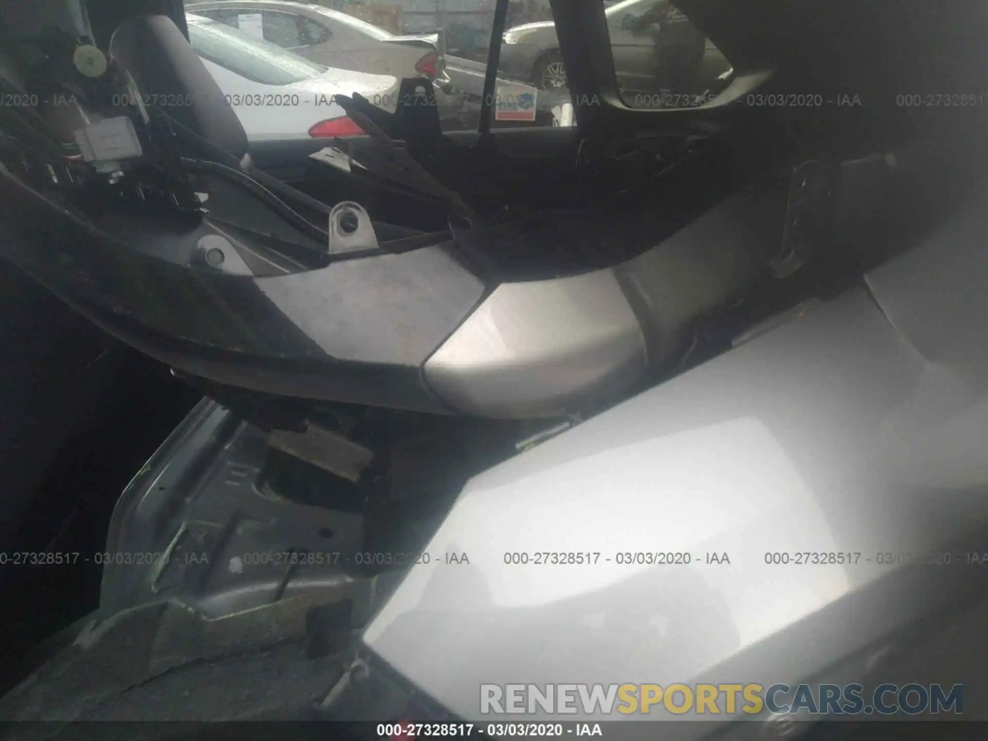 8 Photograph of a damaged car JTMEWRFV8KD515139 TOYOTA RAV4 2019