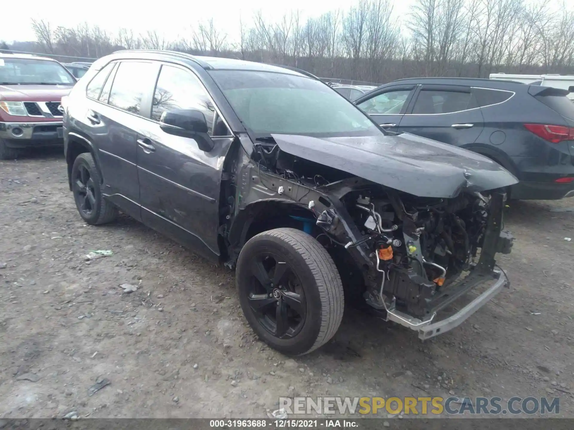 1 Photograph of a damaged car JTMEWRFV8KD518624 TOYOTA RAV4 2019