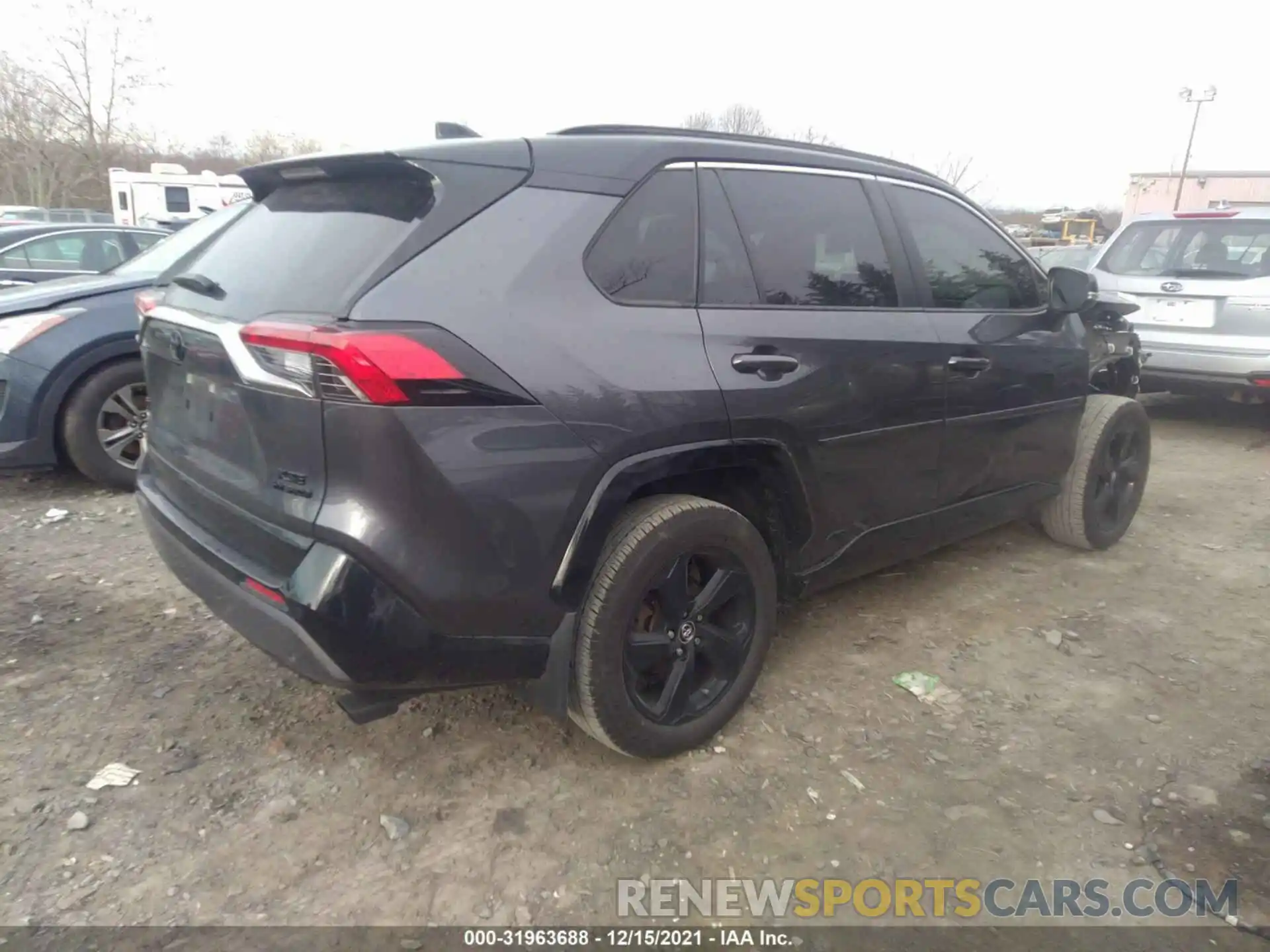 4 Photograph of a damaged car JTMEWRFV8KD518624 TOYOTA RAV4 2019