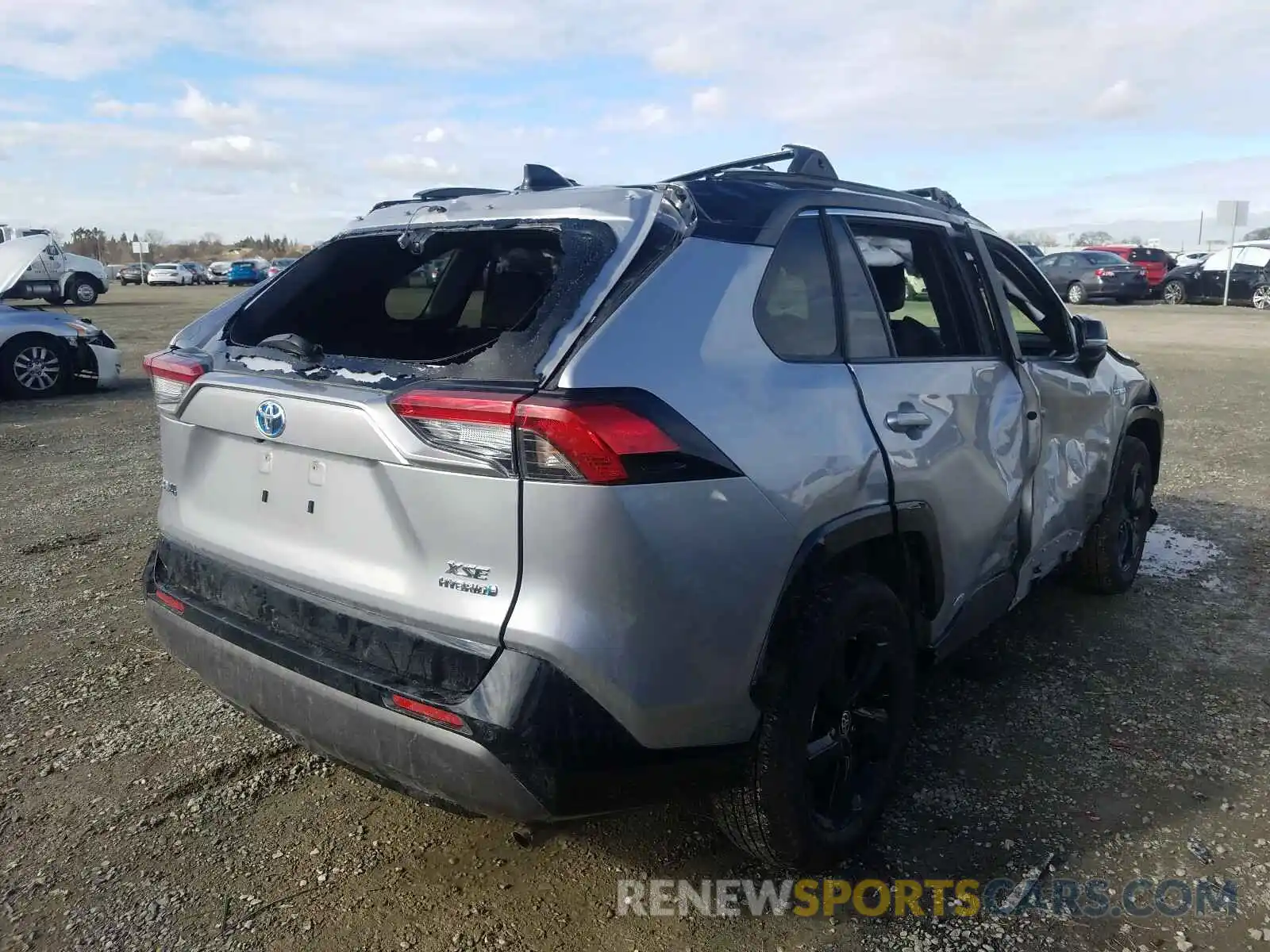 4 Photograph of a damaged car JTMEWRFV8KD522320 TOYOTA RAV4 2019