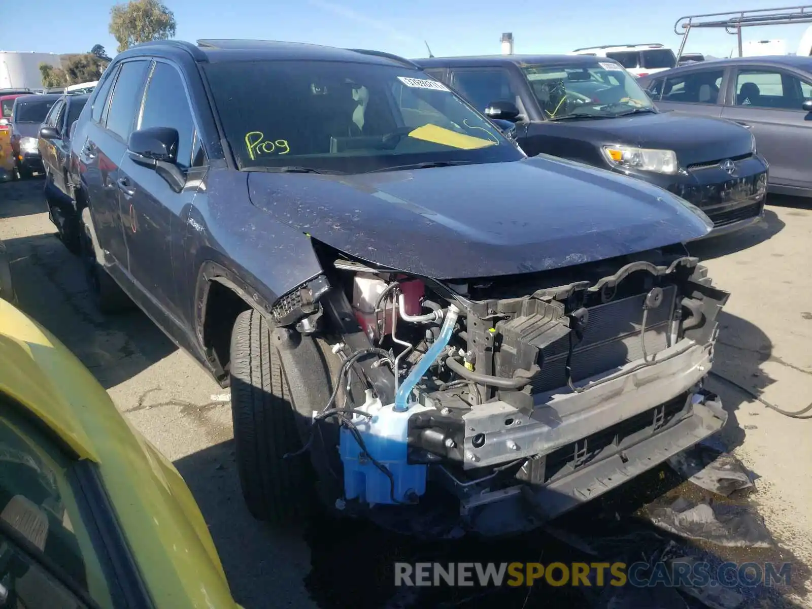 1 Photograph of a damaged car JTMEWRFV8KJ002216 TOYOTA RAV4 2019