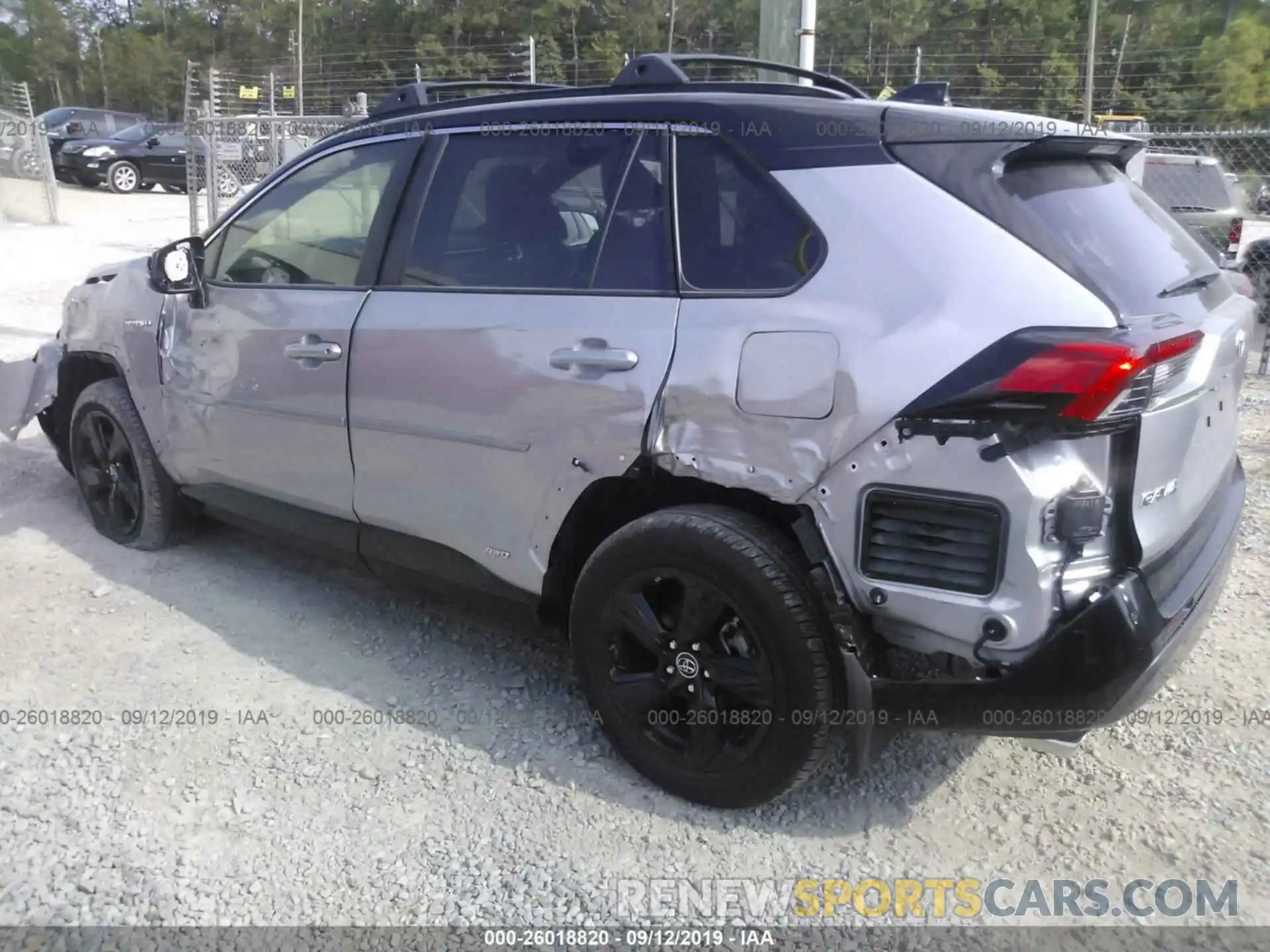 3 Photograph of a damaged car JTMEWRFV8KJ004208 TOYOTA RAV4 2019