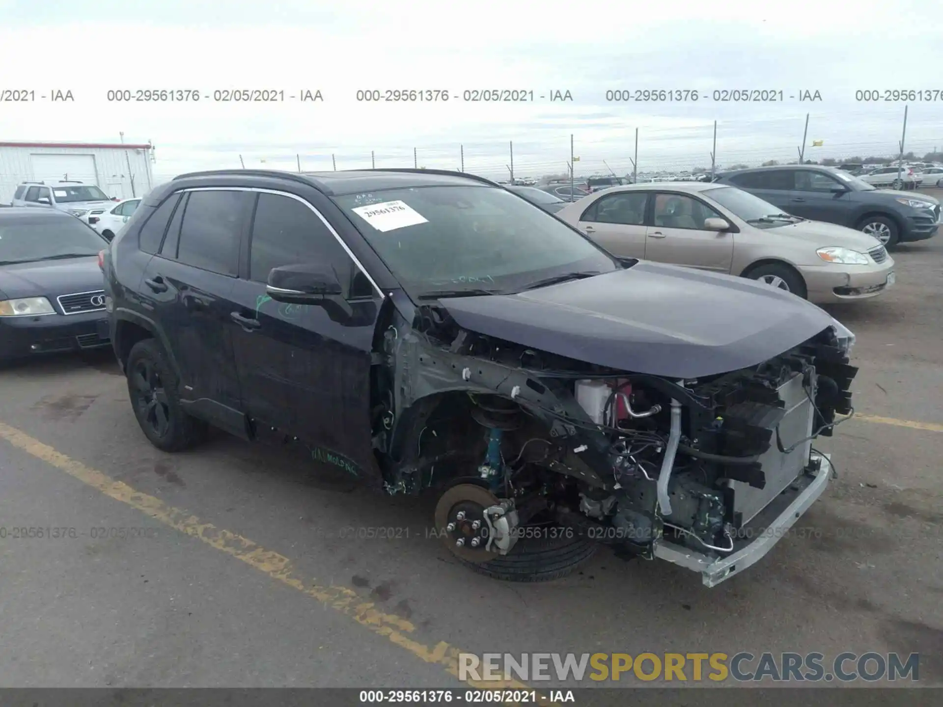 1 Photograph of a damaged car JTMEWRFV8KJ006041 TOYOTA RAV4 2019
