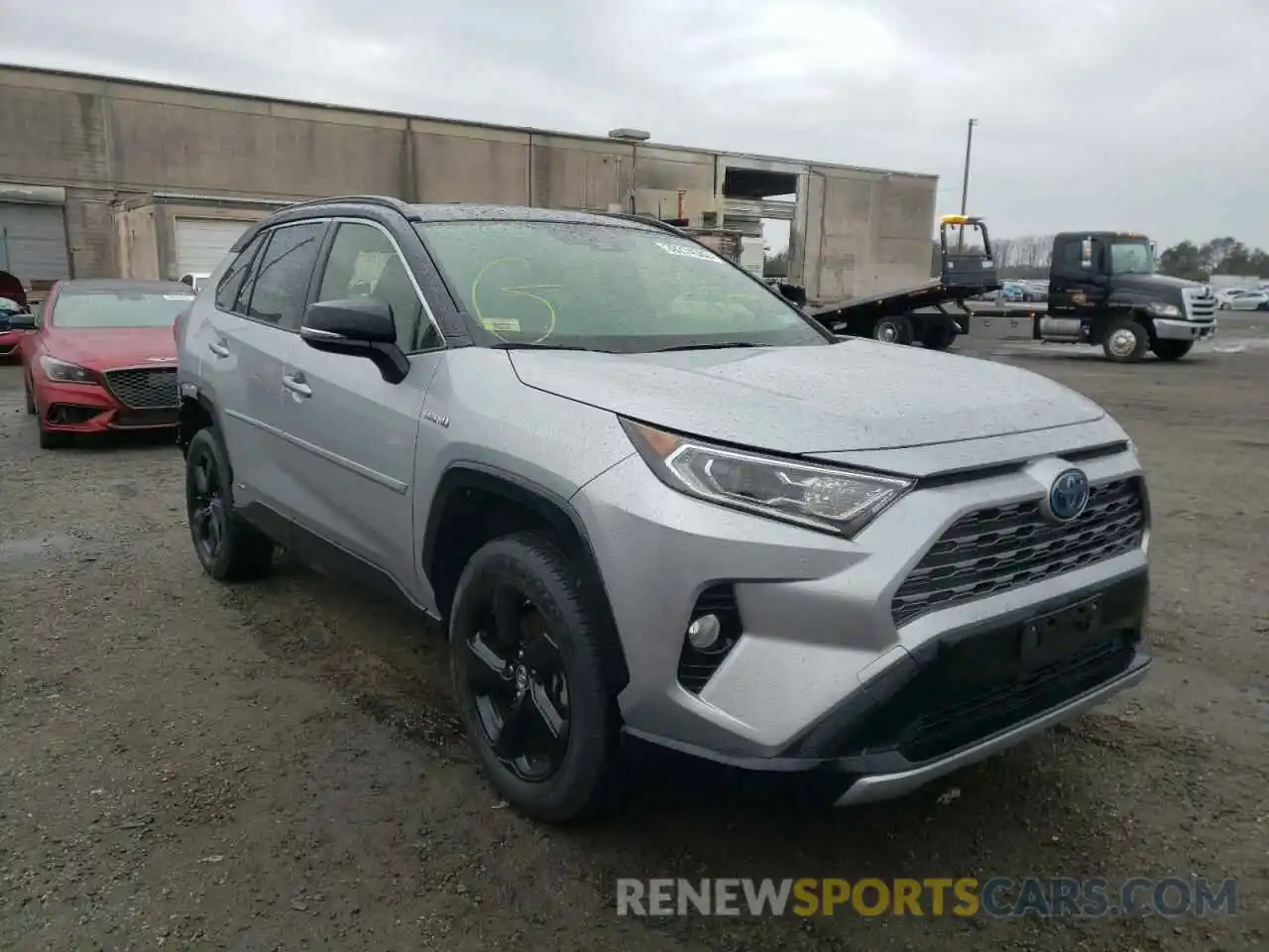 1 Photograph of a damaged car JTMEWRFV8KJ009781 TOYOTA RAV4 2019