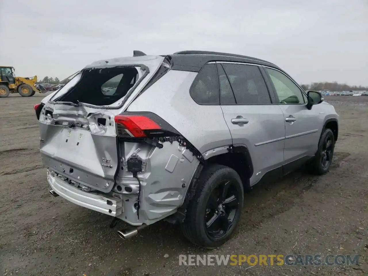 4 Photograph of a damaged car JTMEWRFV8KJ009781 TOYOTA RAV4 2019