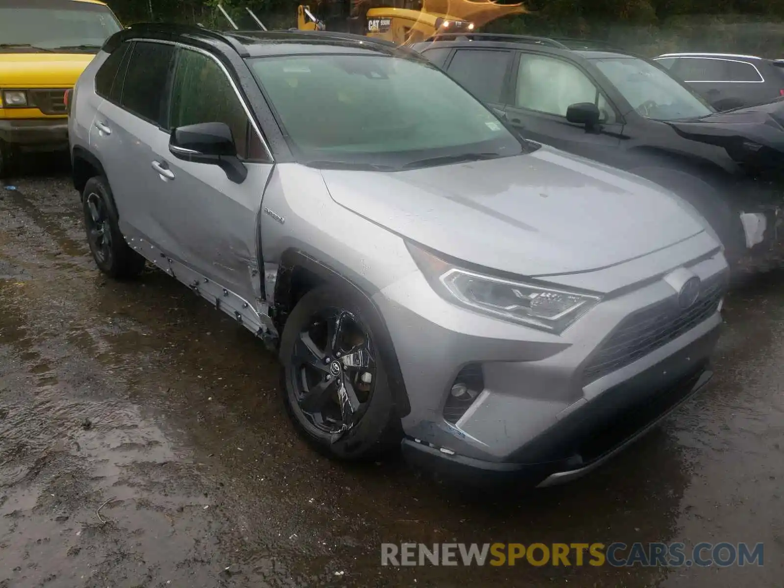 1 Photograph of a damaged car JTMEWRFV8KJ017119 TOYOTA RAV4 2019