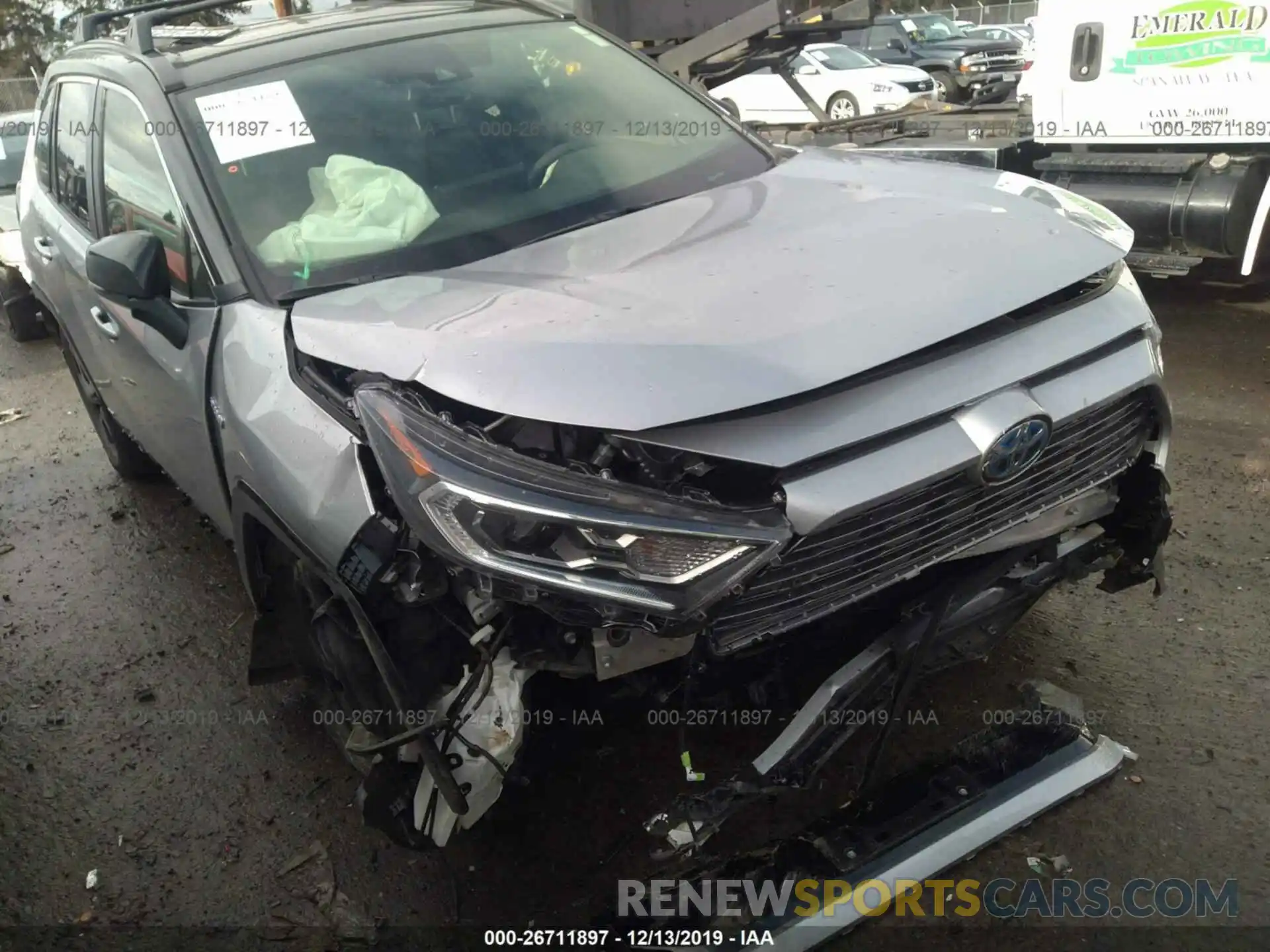 1 Photograph of a damaged car JTMEWRFV8KJ020277 TOYOTA RAV4 2019