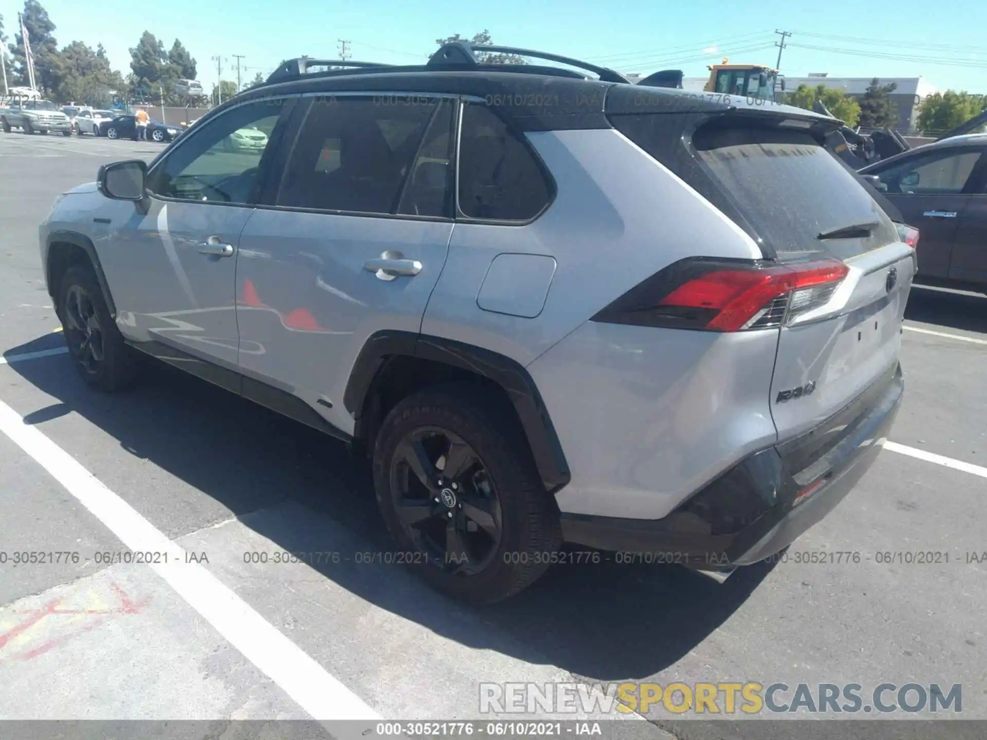 3 Photograph of a damaged car JTMEWRFV9KD516560 TOYOTA RAV4 2019