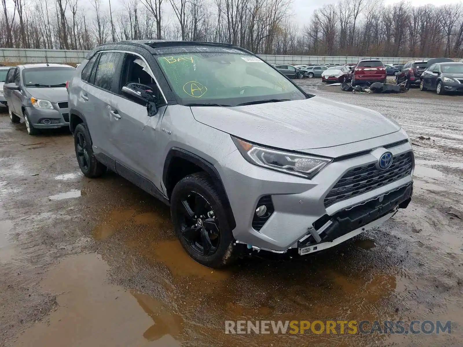 1 Photograph of a damaged car JTMEWRFV9KD520740 TOYOTA RAV4 2019