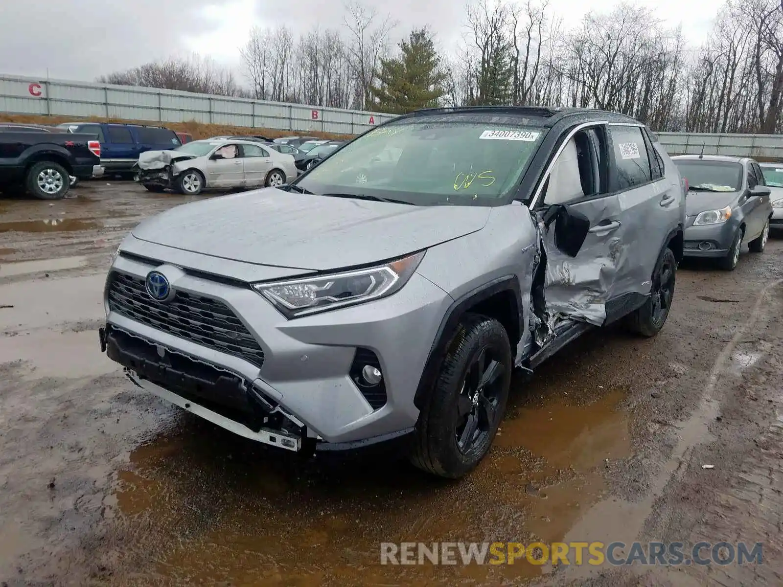 2 Фотография поврежденного автомобиля JTMEWRFV9KD520740 TOYOTA RAV4 2019