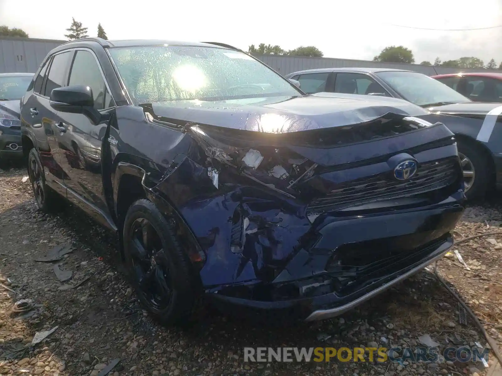 1 Photograph of a damaged car JTMEWRFV9KD525016 TOYOTA RAV4 2019