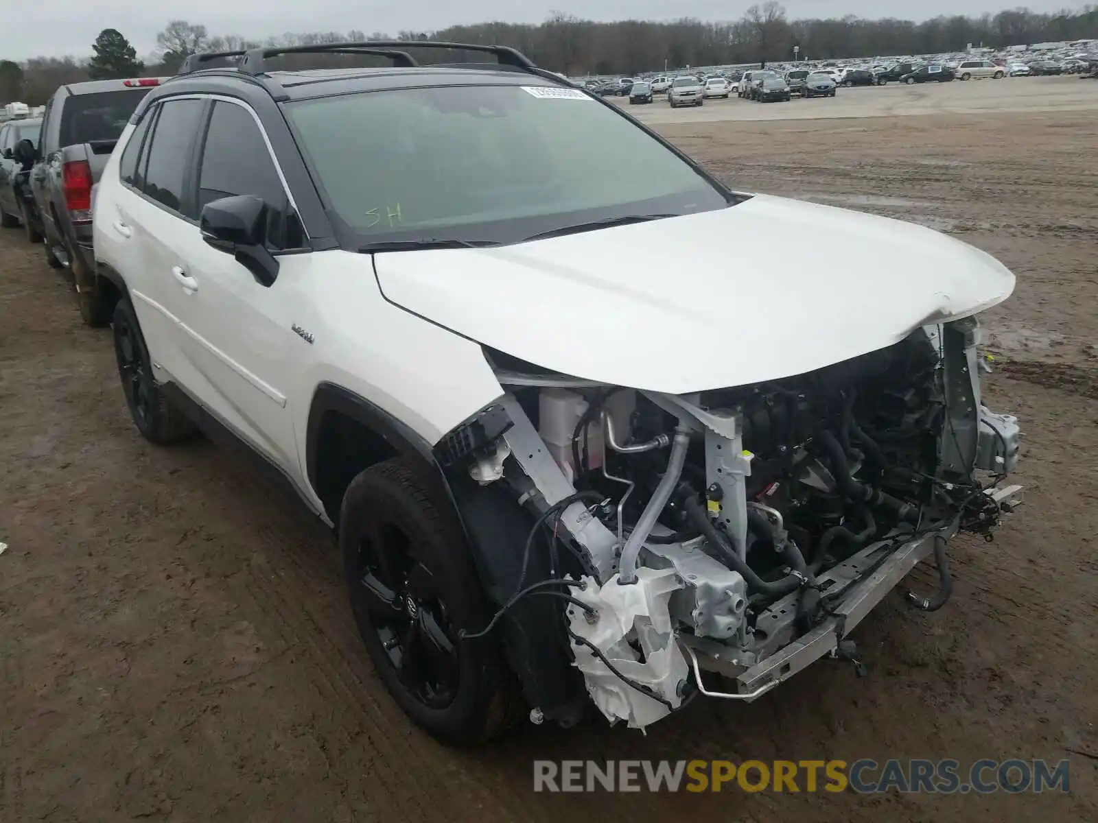 1 Photograph of a damaged car JTMEWRFV9KJ002029 TOYOTA RAV4 2019