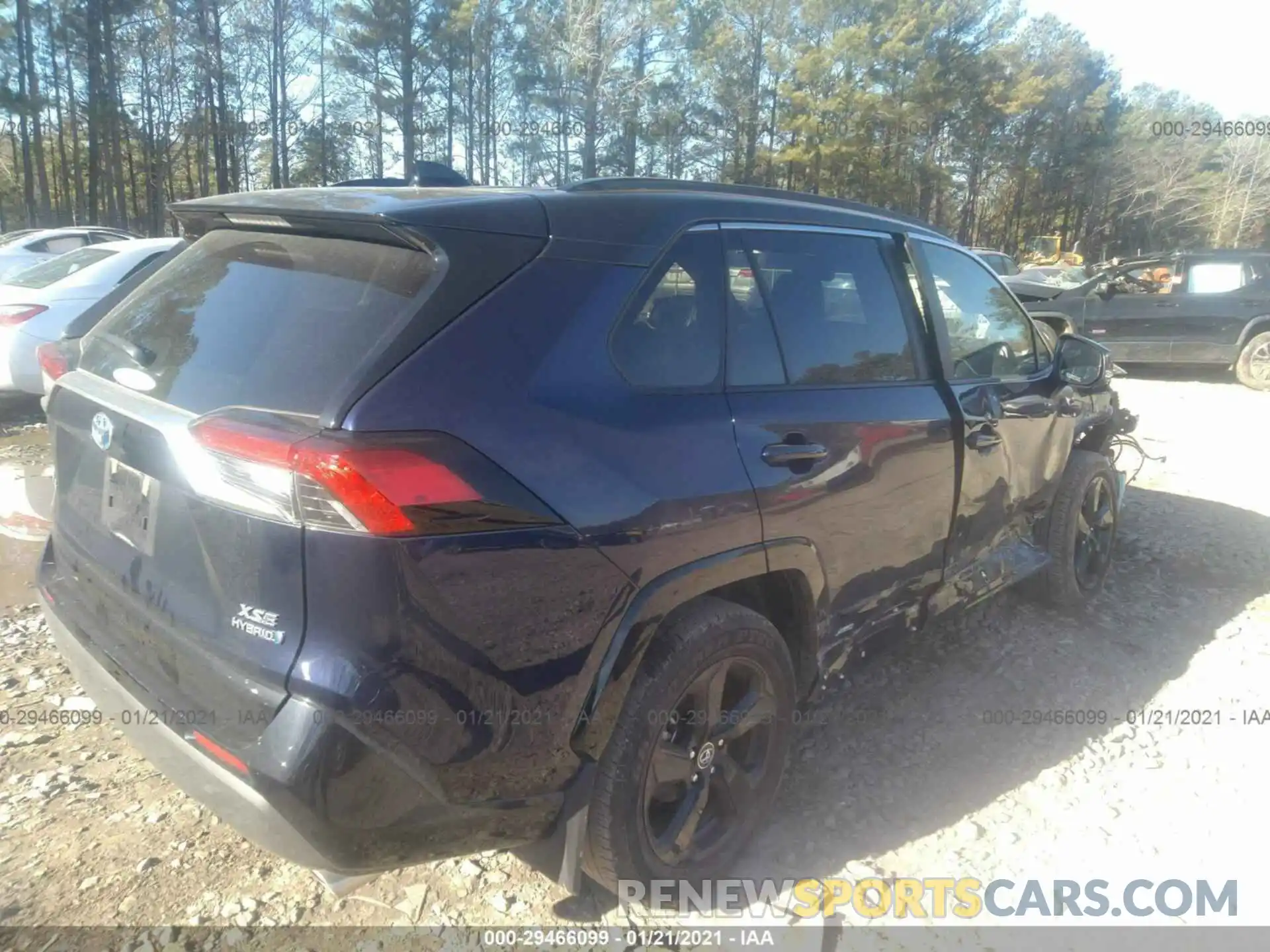 4 Photograph of a damaged car JTMEWRFV9KJ002693 TOYOTA RAV4 2019