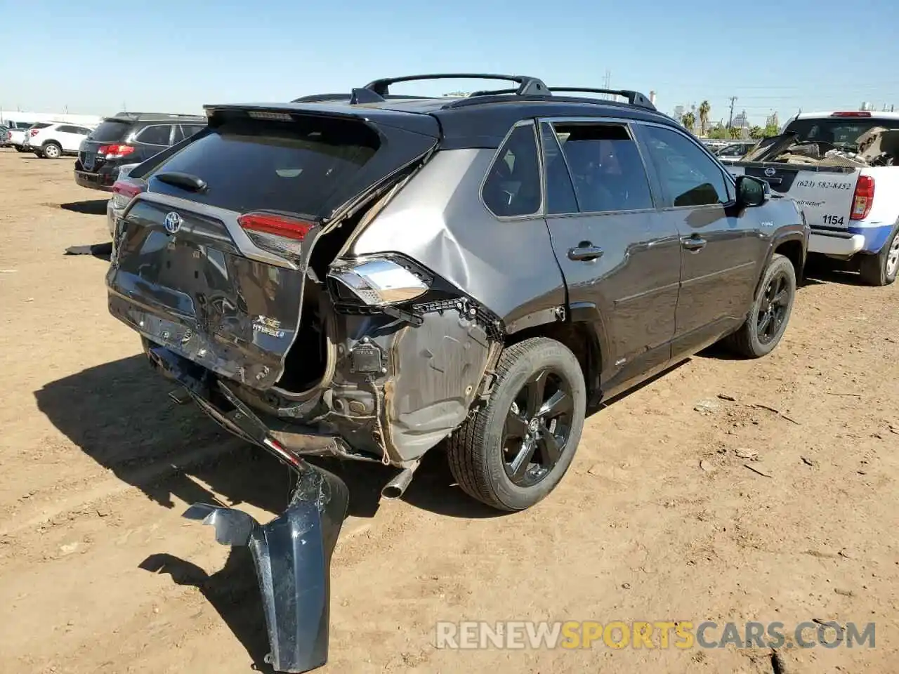 4 Photograph of a damaged car JTMEWRFV9KJ018473 TOYOTA RAV4 2019