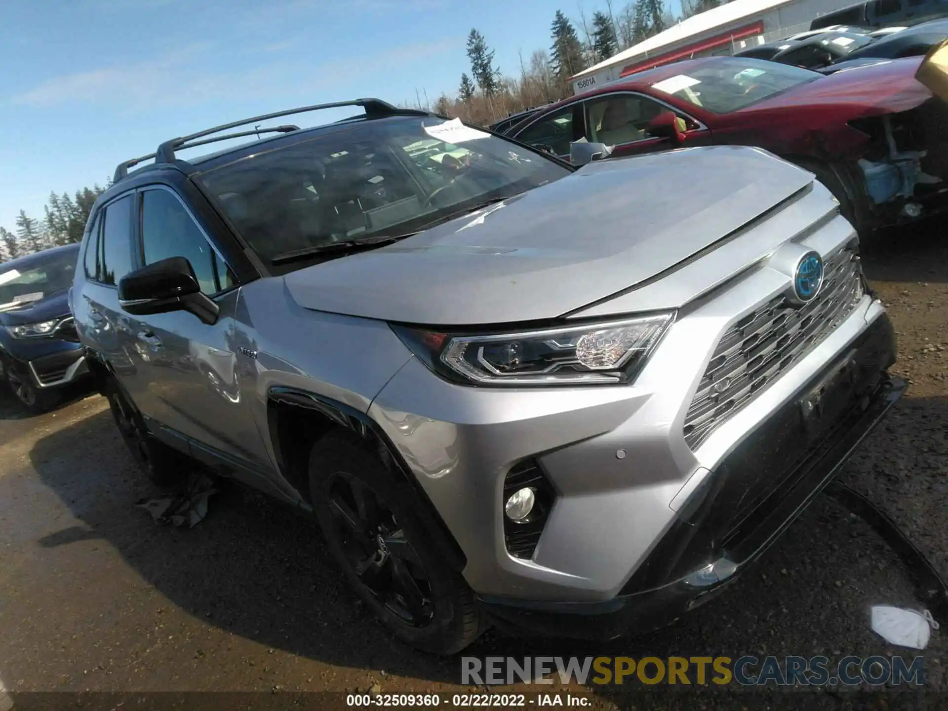 1 Photograph of a damaged car JTMEWRFV9KJ020465 TOYOTA RAV4 2019