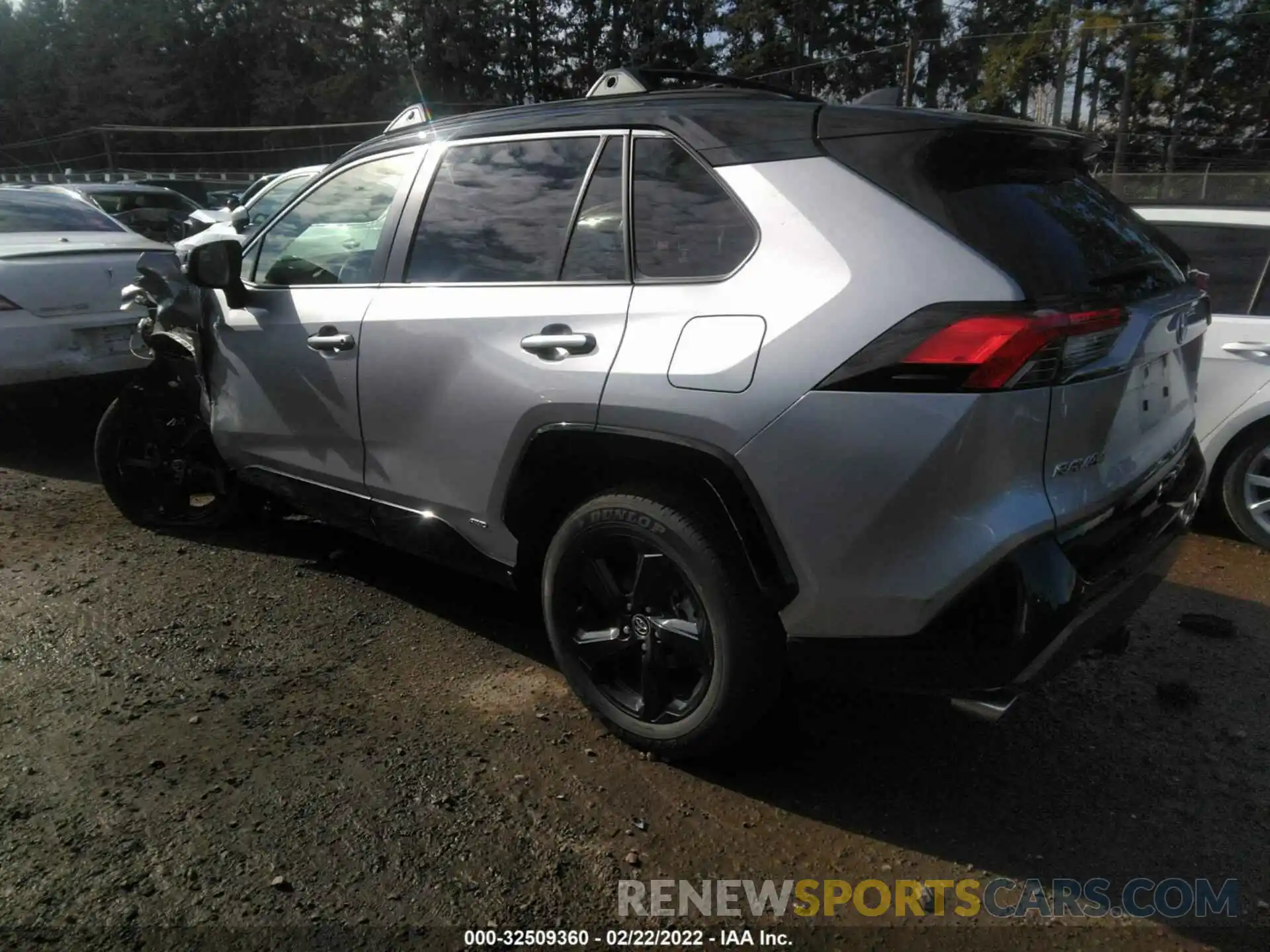 3 Photograph of a damaged car JTMEWRFV9KJ020465 TOYOTA RAV4 2019