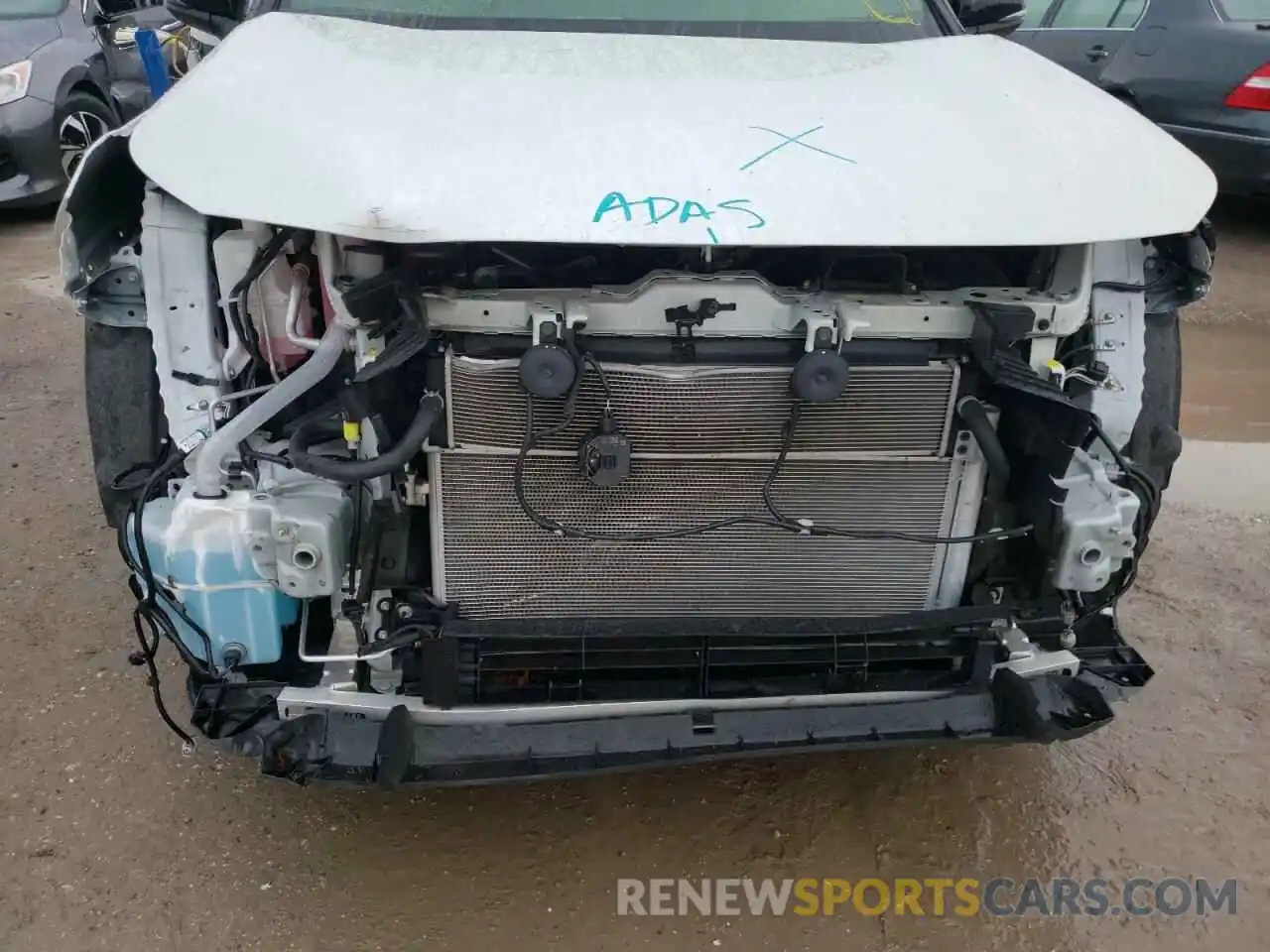 9 Photograph of a damaged car JTMEWRFV9KJ022765 TOYOTA RAV4 2019