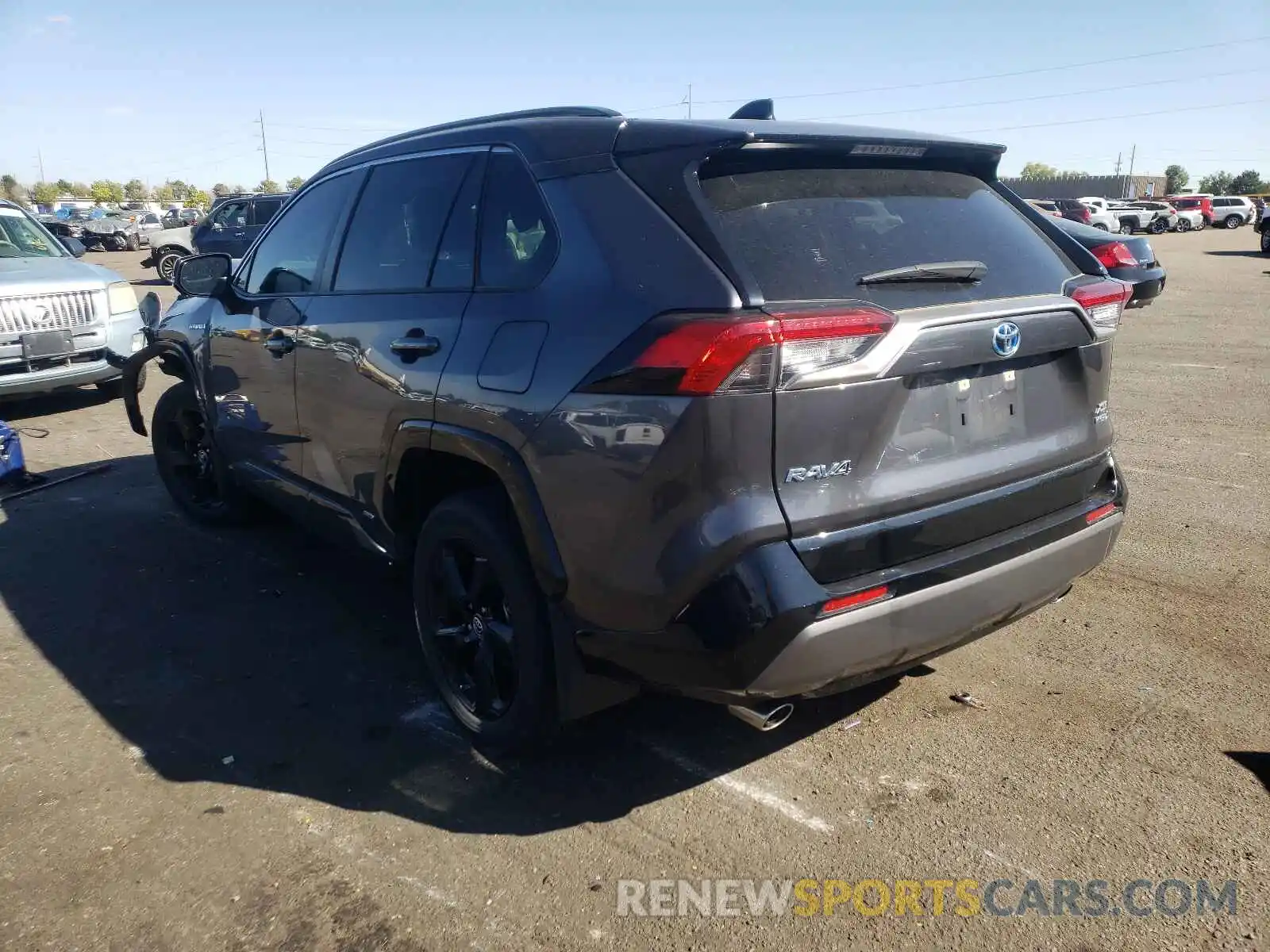 3 Photograph of a damaged car JTMEWRFV9KJ024564 TOYOTA RAV4 2019