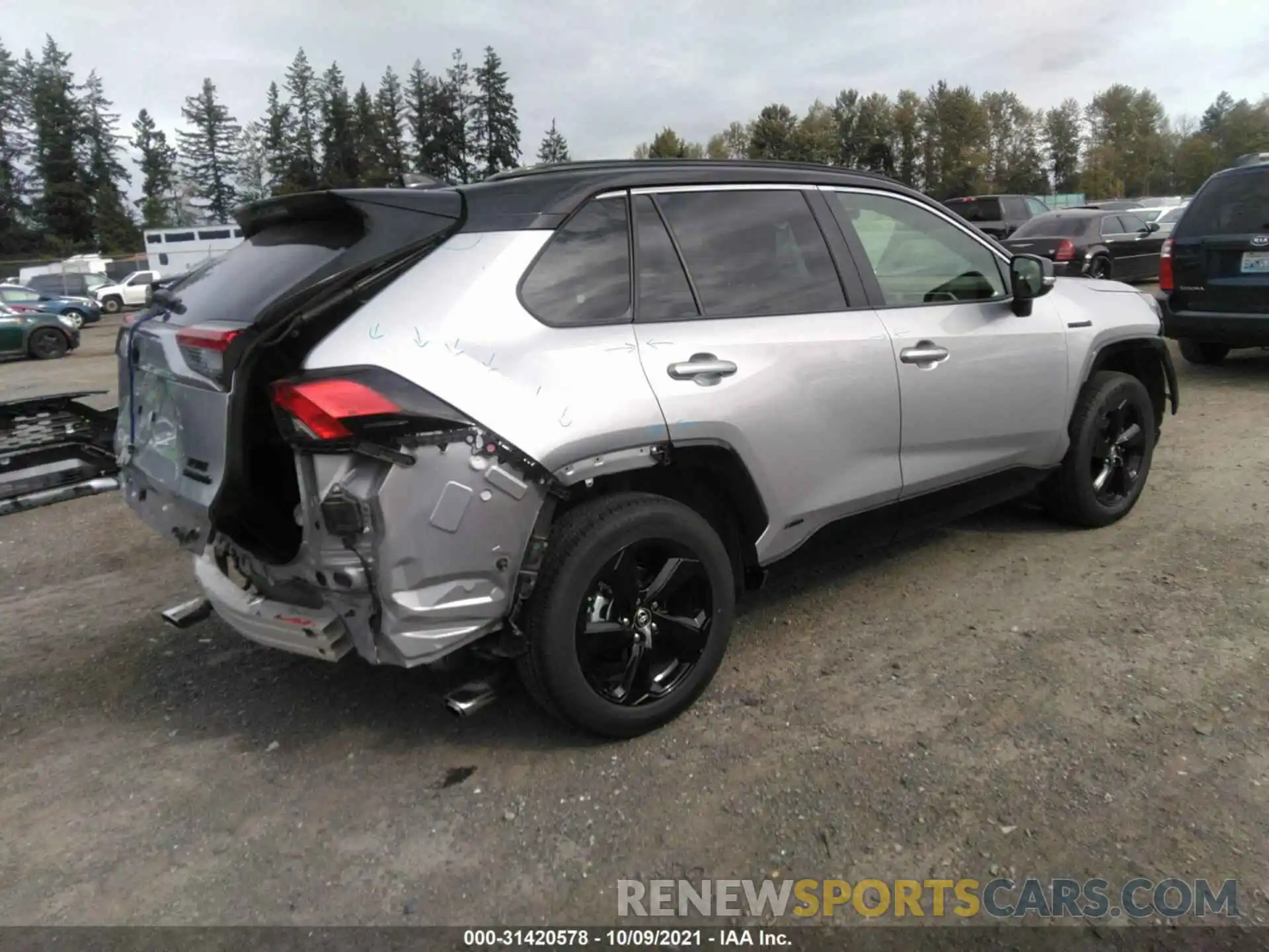 4 Фотография поврежденного автомобиля JTMEWRFV9KJ029392 TOYOTA RAV4 2019