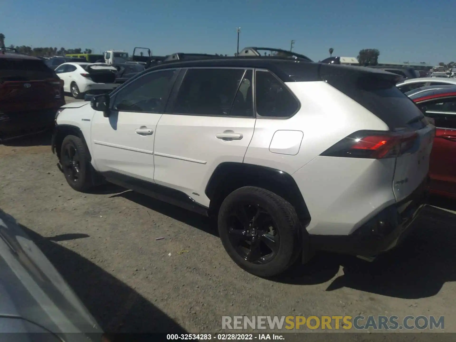 3 Photograph of a damaged car JTMEWRFVXKD509018 TOYOTA RAV4 2019