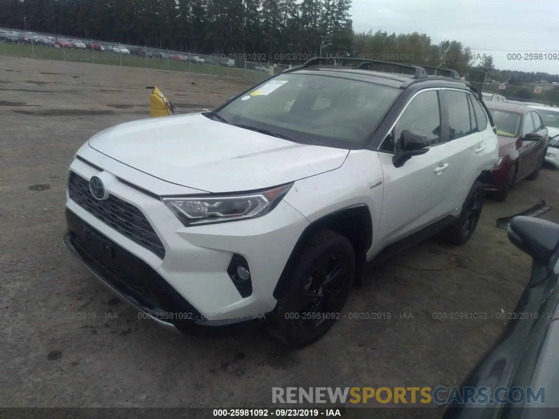 2 Photograph of a damaged car JTMEWRFVXKJ004985 TOYOTA RAV4 2019