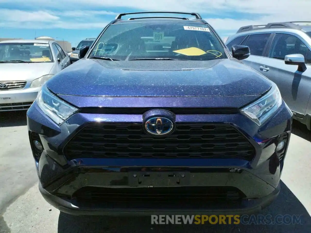 9 Photograph of a damaged car JTMEWRFVXKJ007868 TOYOTA RAV4 2019