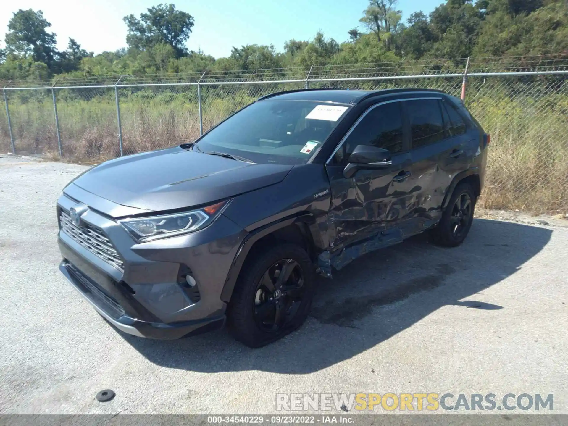 2 Photograph of a damaged car JTMEWRFVXKJ016599 TOYOTA RAV4 2019