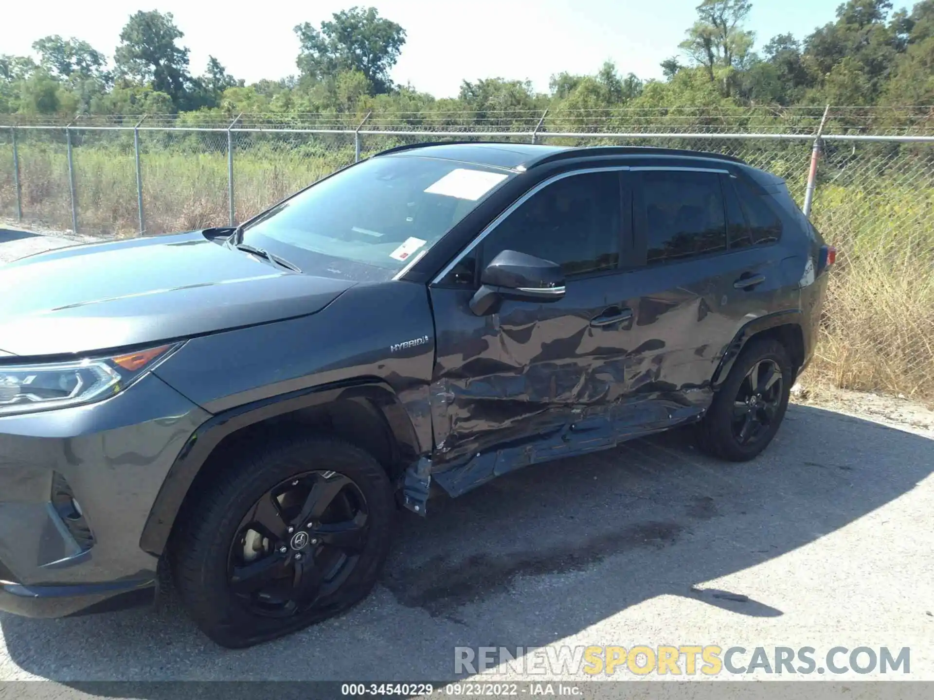 6 Photograph of a damaged car JTMEWRFVXKJ016599 TOYOTA RAV4 2019