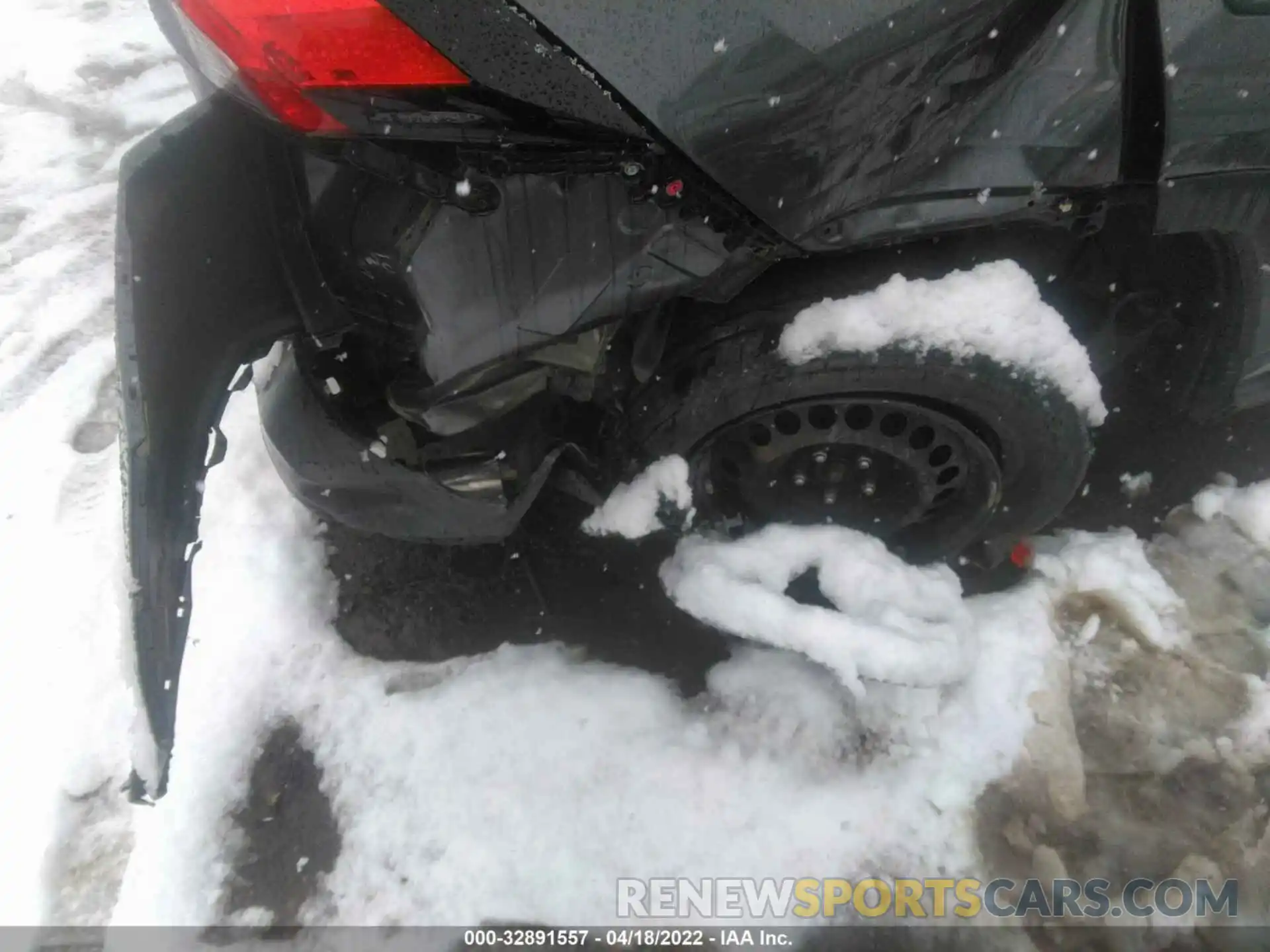 6 Photograph of a damaged car JTMF1RFV0KD004107 TOYOTA RAV4 2019