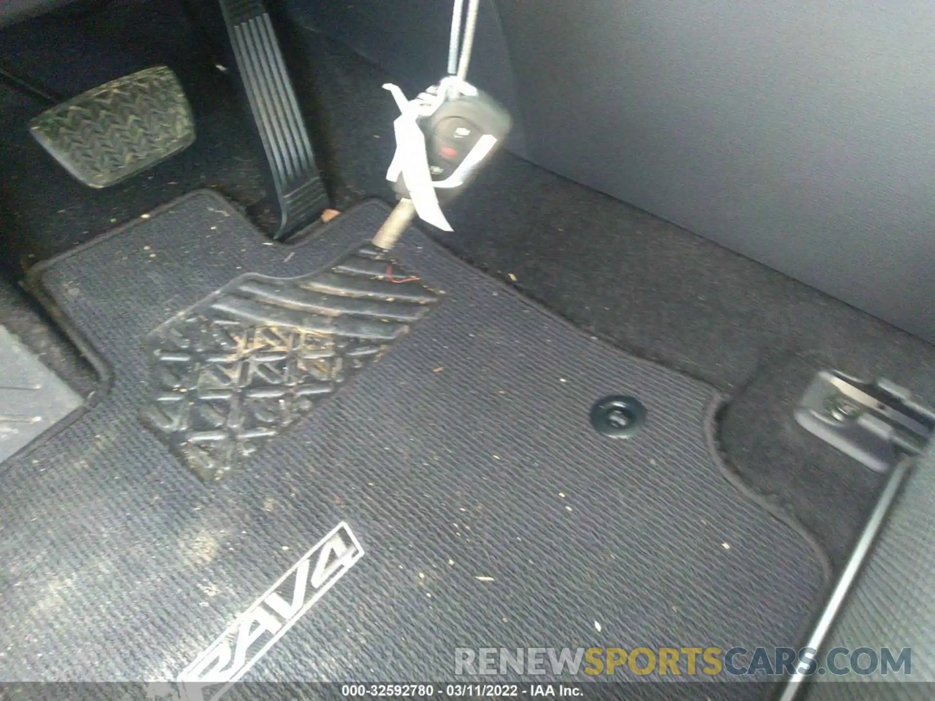 11 Photograph of a damaged car JTMF1RFV0KD025880 TOYOTA RAV4 2019