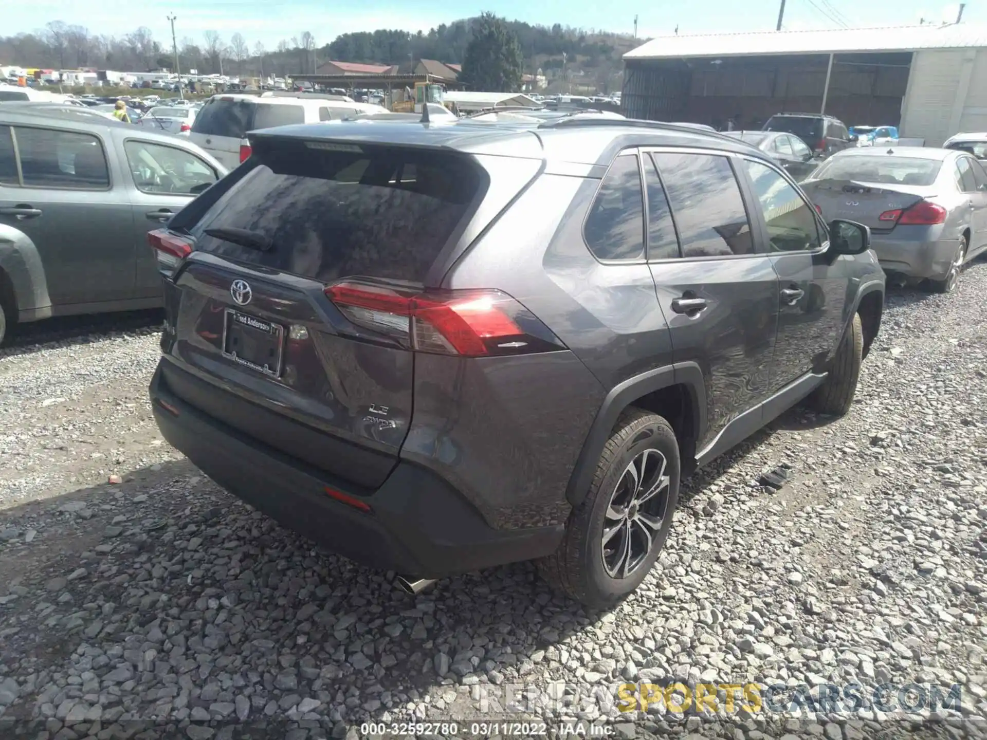 4 Photograph of a damaged car JTMF1RFV0KD025880 TOYOTA RAV4 2019