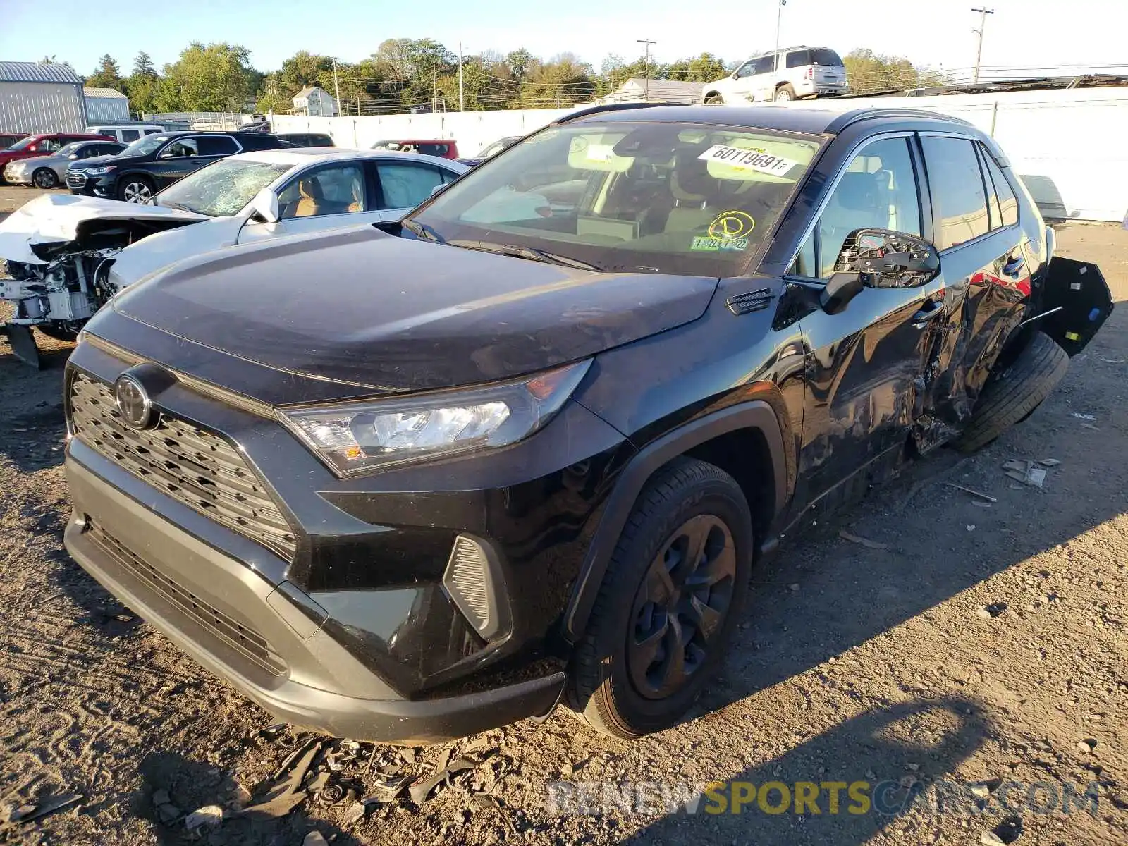 2 Photograph of a damaged car JTMF1RFV0KD028908 TOYOTA RAV4 2019