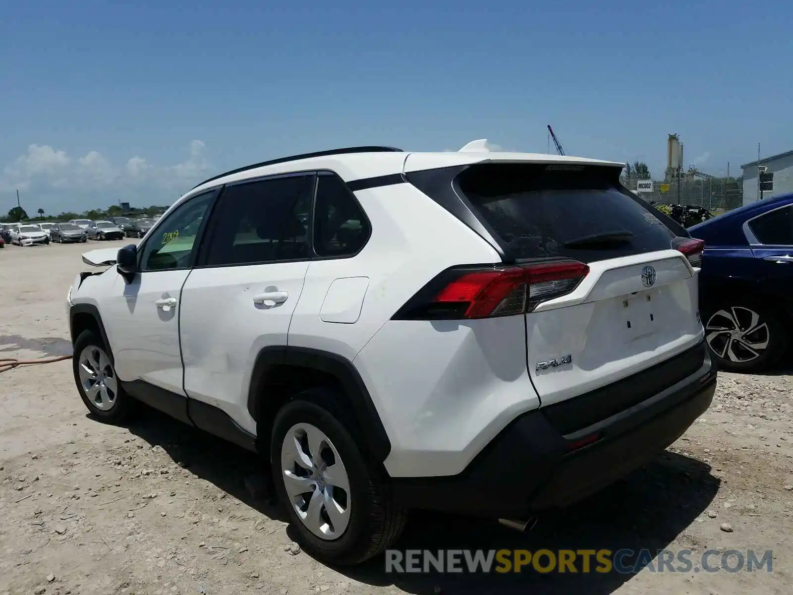 3 Photograph of a damaged car JTMF1RFV0KD029556 TOYOTA RAV4 2019