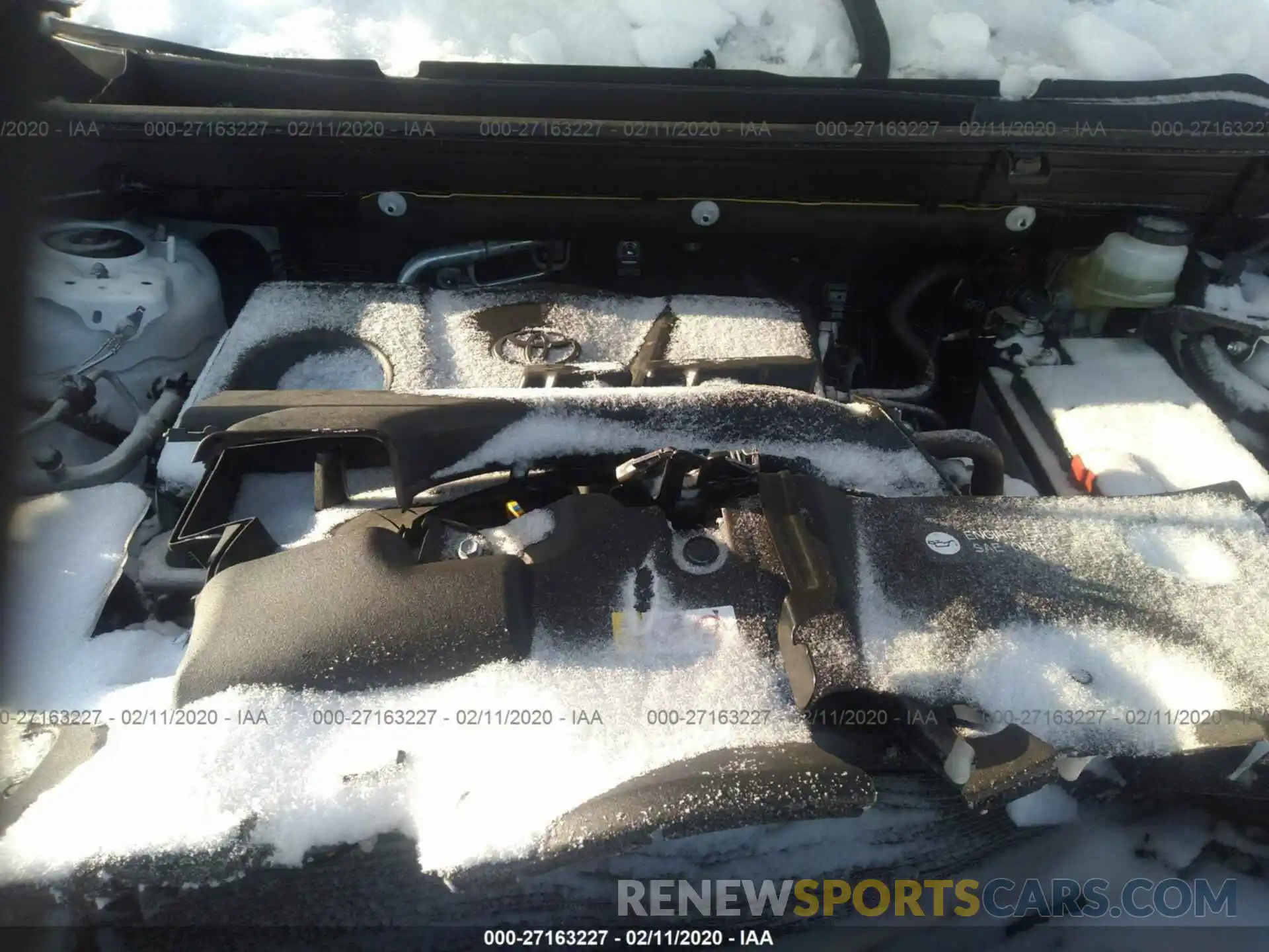 10 Photograph of a damaged car JTMF1RFV0KD045983 TOYOTA RAV4 2019