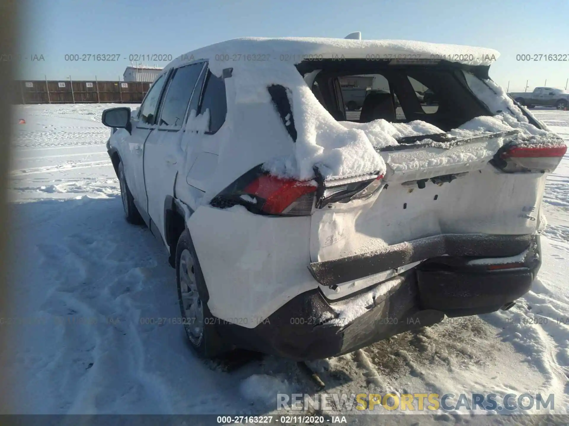 3 Photograph of a damaged car JTMF1RFV0KD045983 TOYOTA RAV4 2019