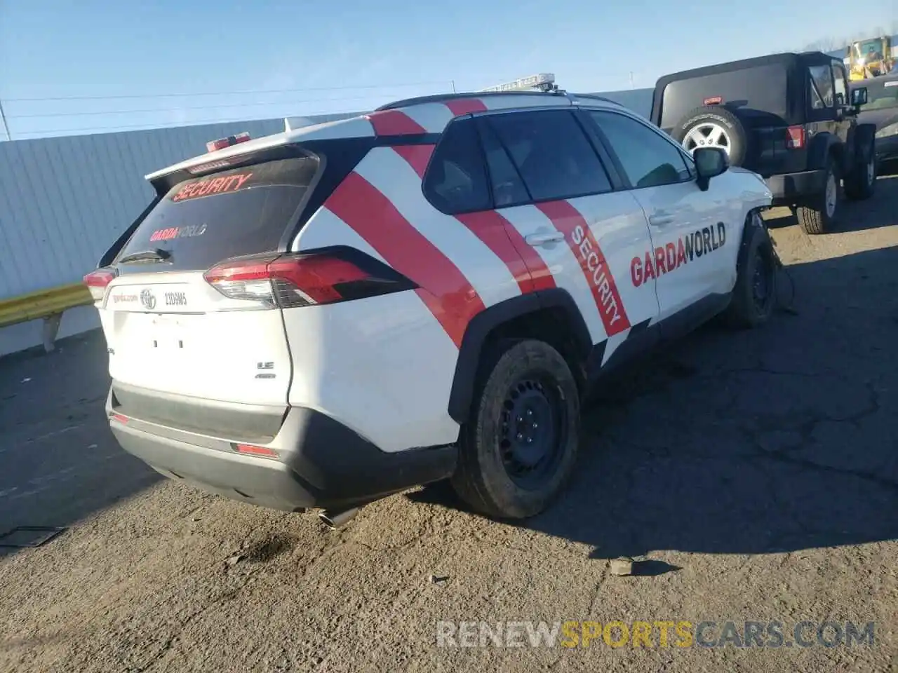 4 Photograph of a damaged car JTMF1RFV0KD046583 TOYOTA RAV4 2019