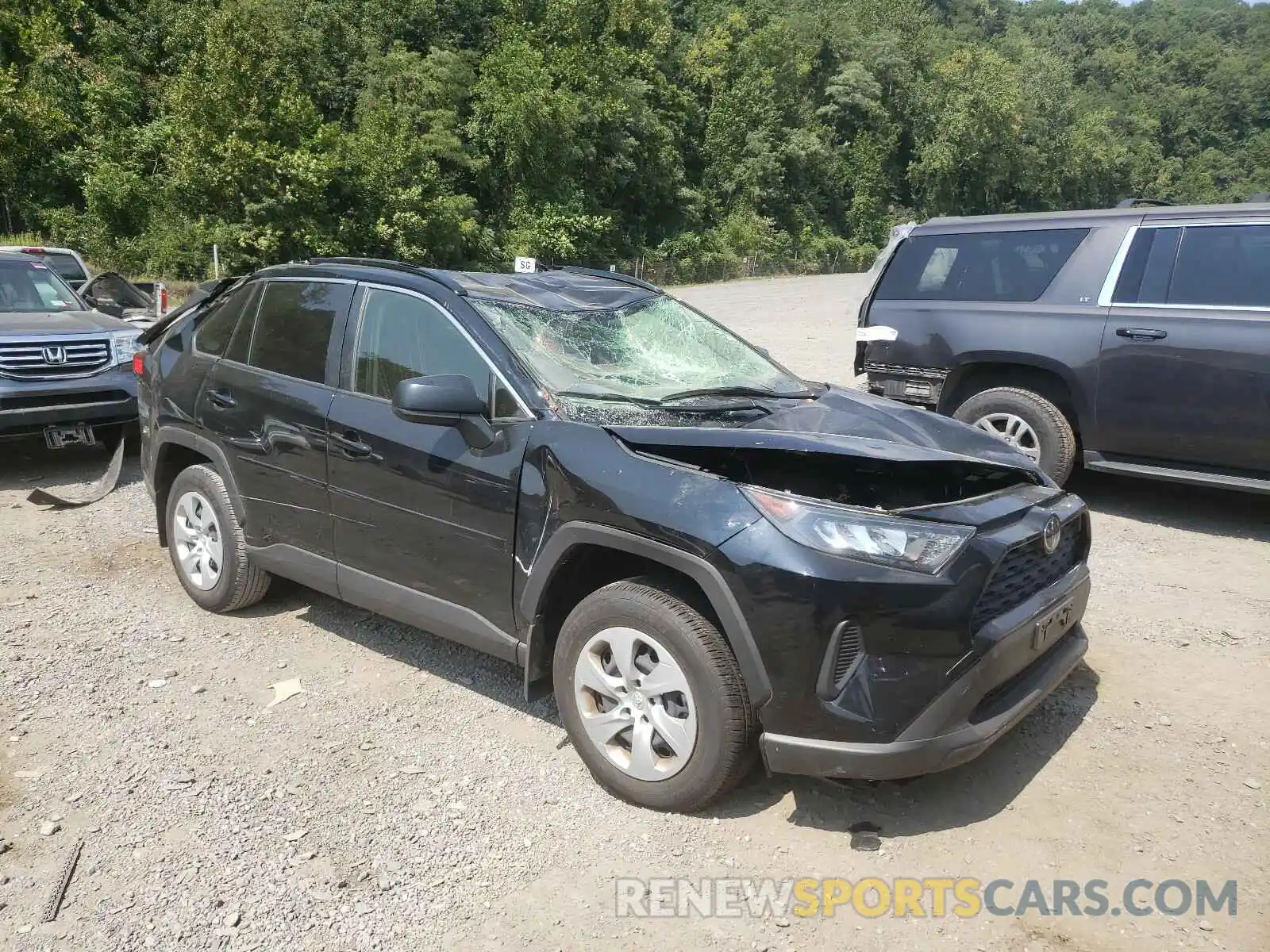 1 Photograph of a damaged car JTMF1RFV0KD500251 TOYOTA RAV4 2019