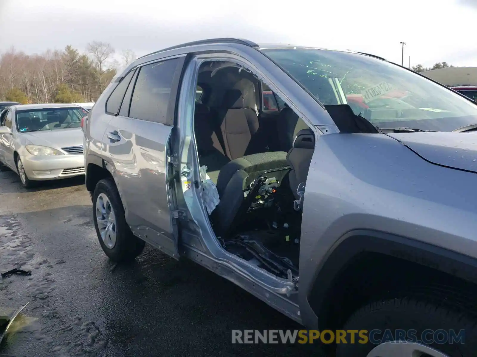 9 Photograph of a damaged car JTMF1RFV0KD501156 TOYOTA RAV4 2019