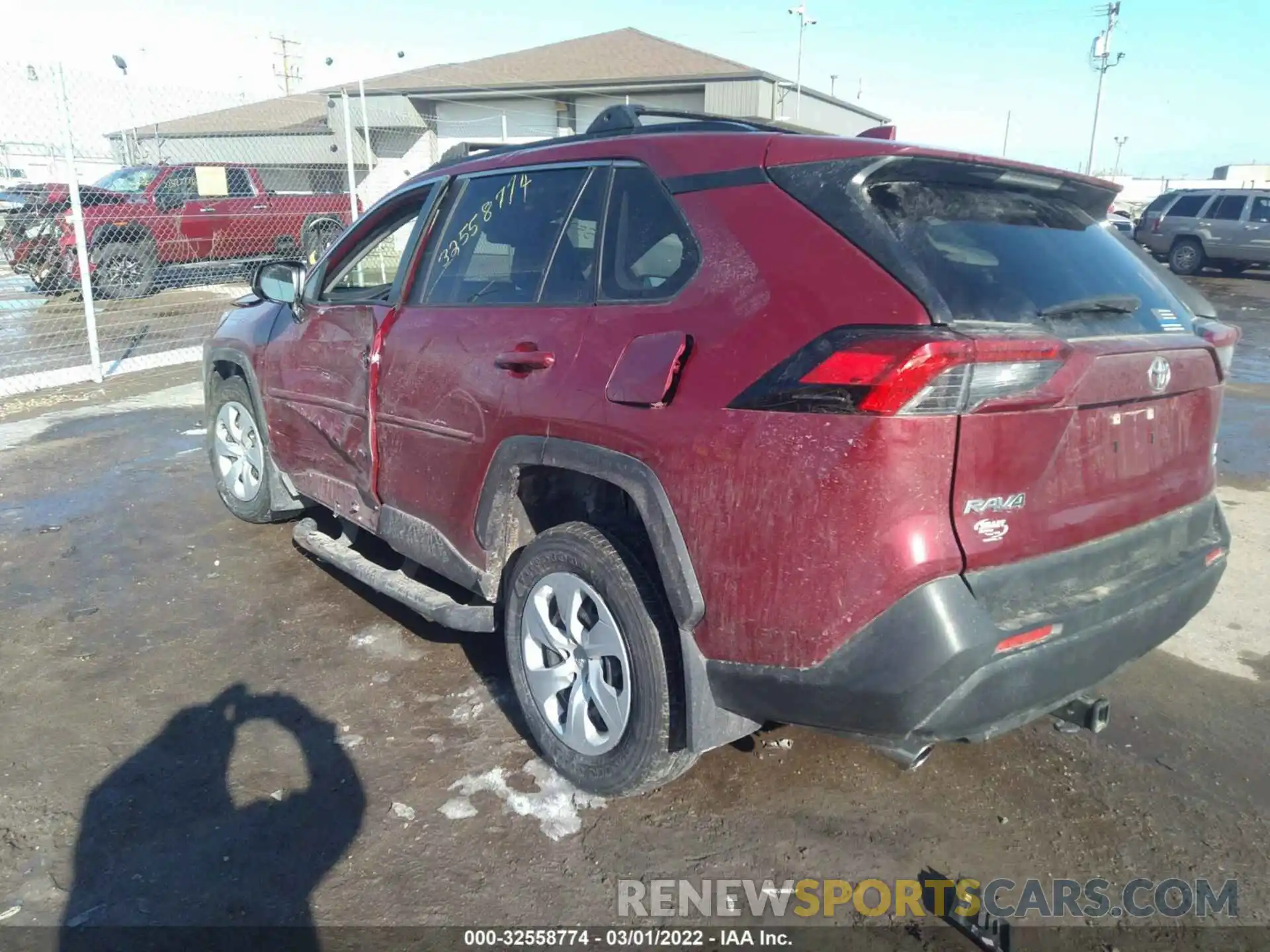 3 Photograph of a damaged car JTMF1RFV0KD502839 TOYOTA RAV4 2019