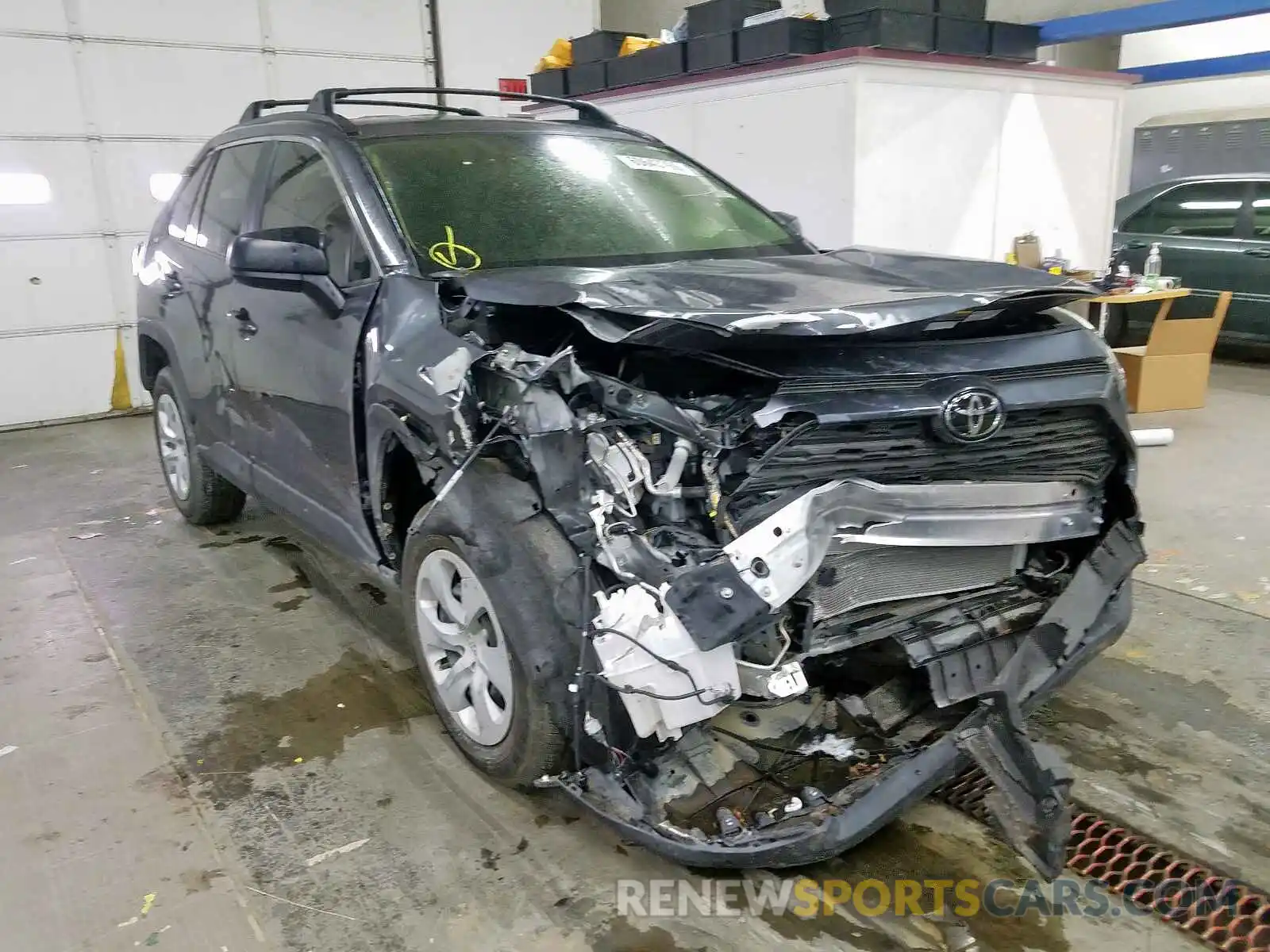 1 Photograph of a damaged car JTMF1RFV0KJ003153 TOYOTA RAV4 2019