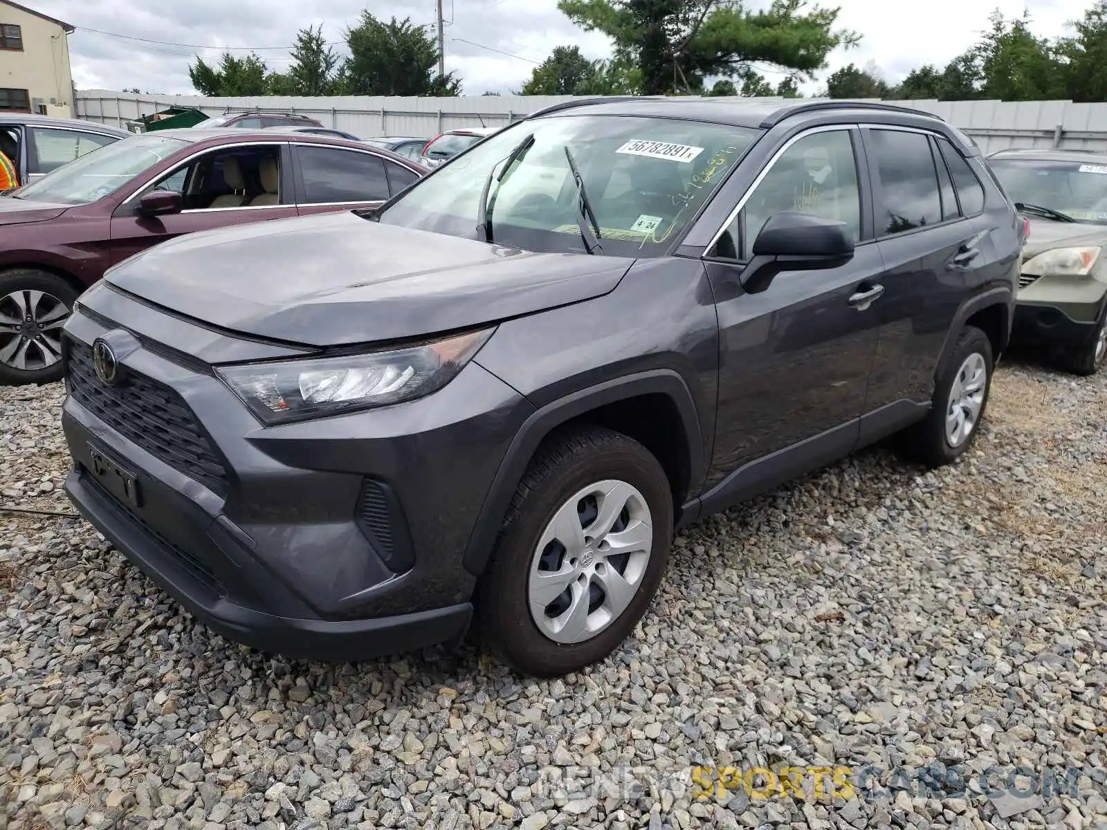 2 Photograph of a damaged car JTMF1RFV0KJ012158 TOYOTA RAV4 2019