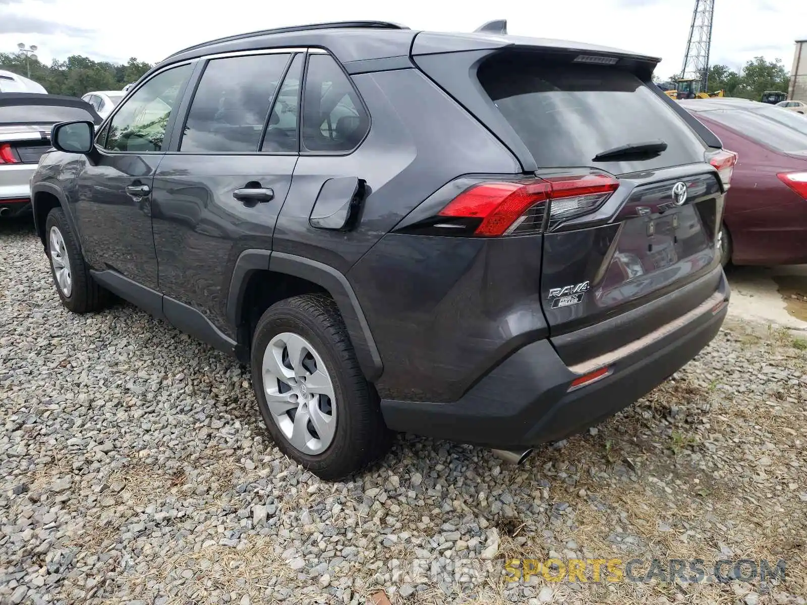 3 Photograph of a damaged car JTMF1RFV0KJ012158 TOYOTA RAV4 2019