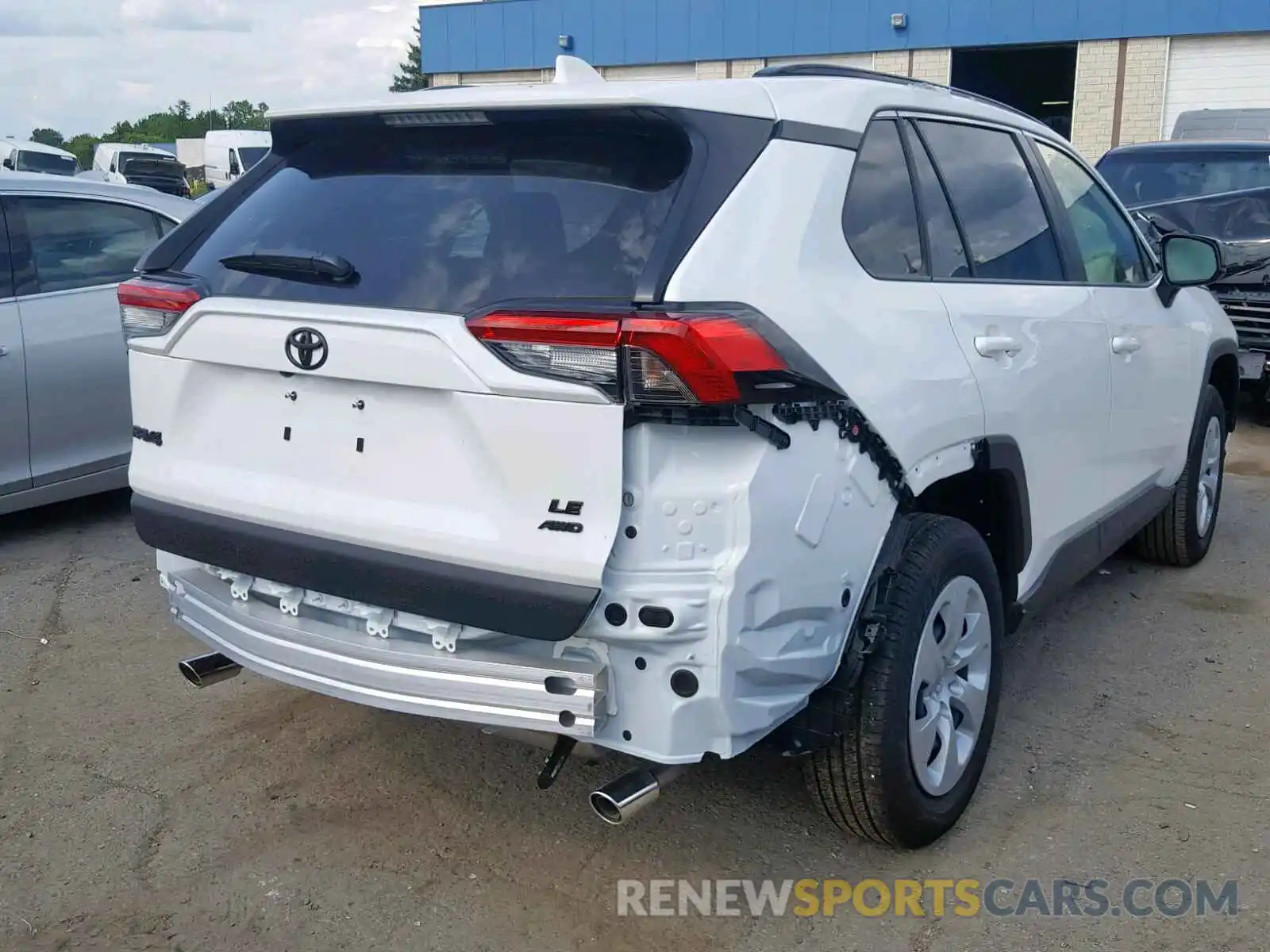 4 Photograph of a damaged car JTMF1RFV0KJ014203 TOYOTA RAV4 2019