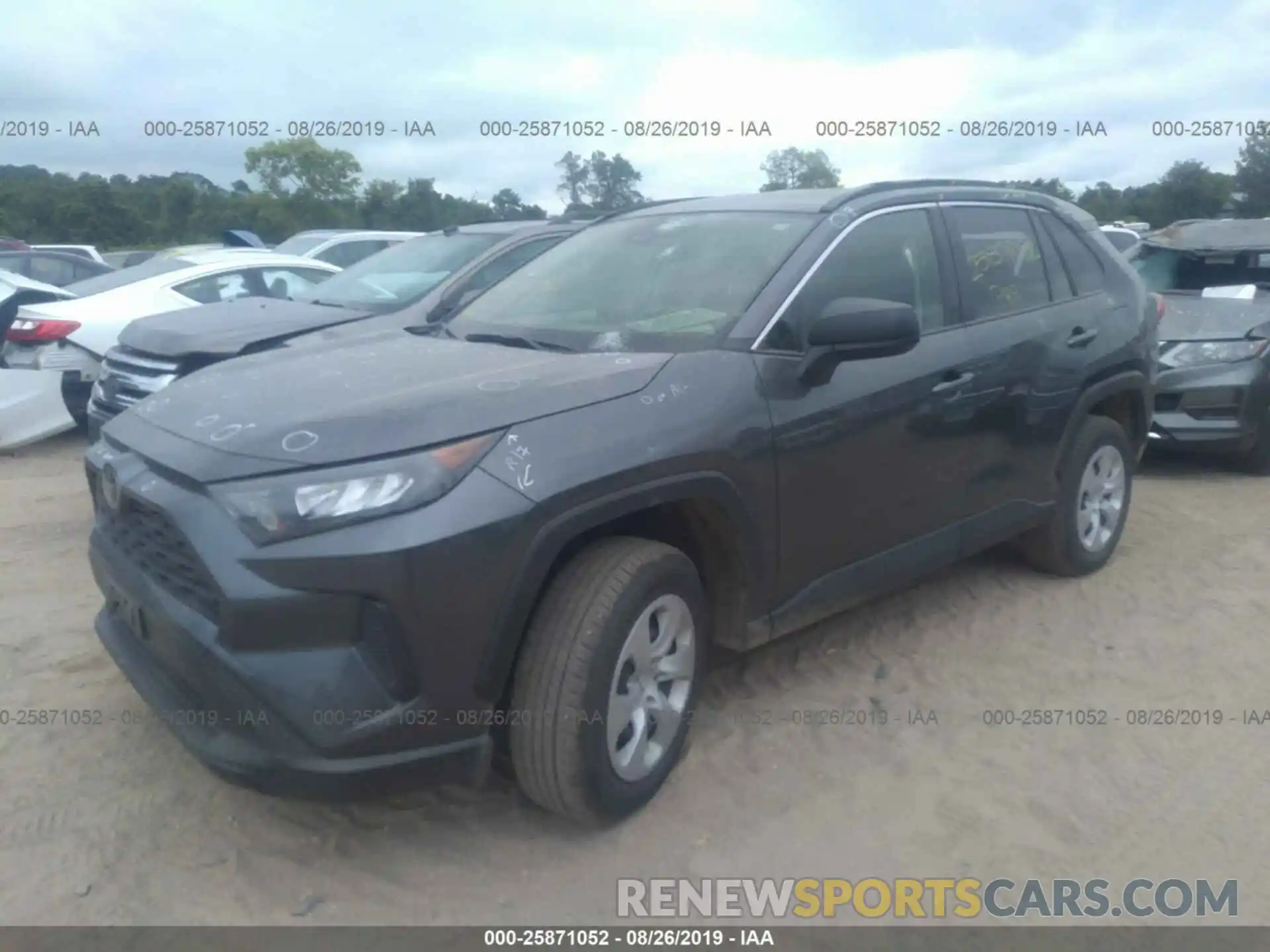 2 Фотография поврежденного автомобиля JTMF1RFV1KD006805 TOYOTA RAV4 2019