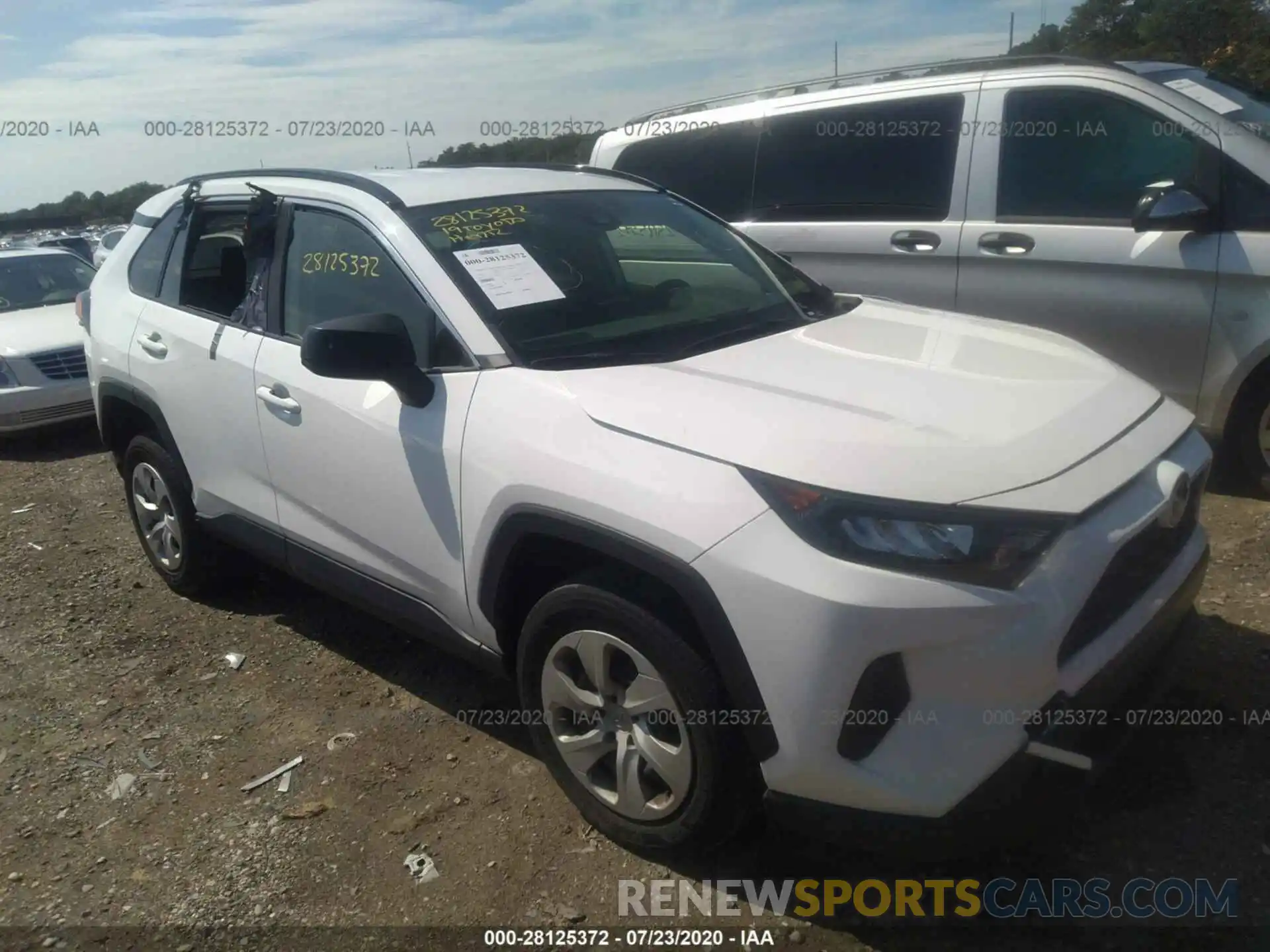 1 Photograph of a damaged car JTMF1RFV1KD007257 TOYOTA RAV4 2019